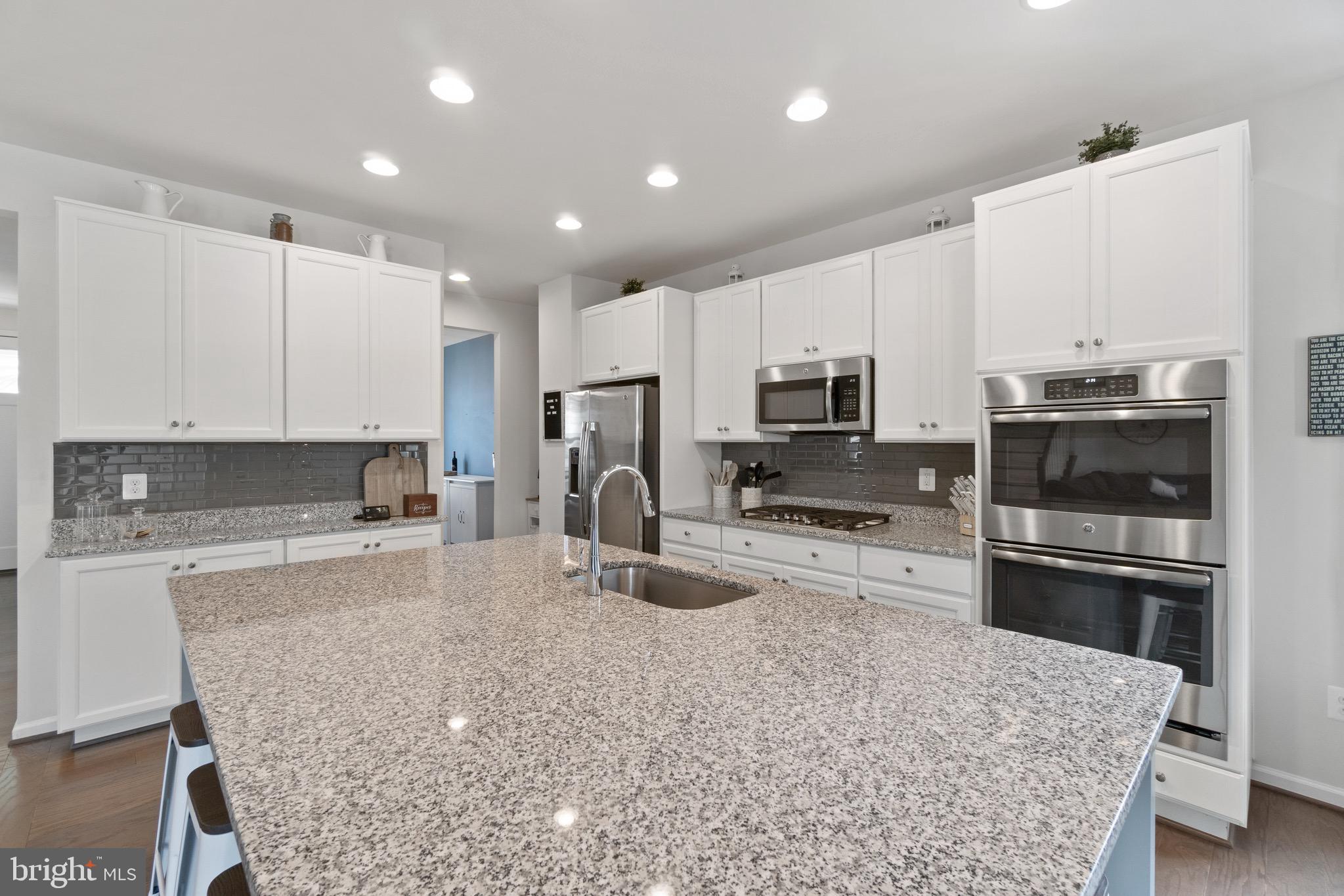 EMBREY MILL - Residential