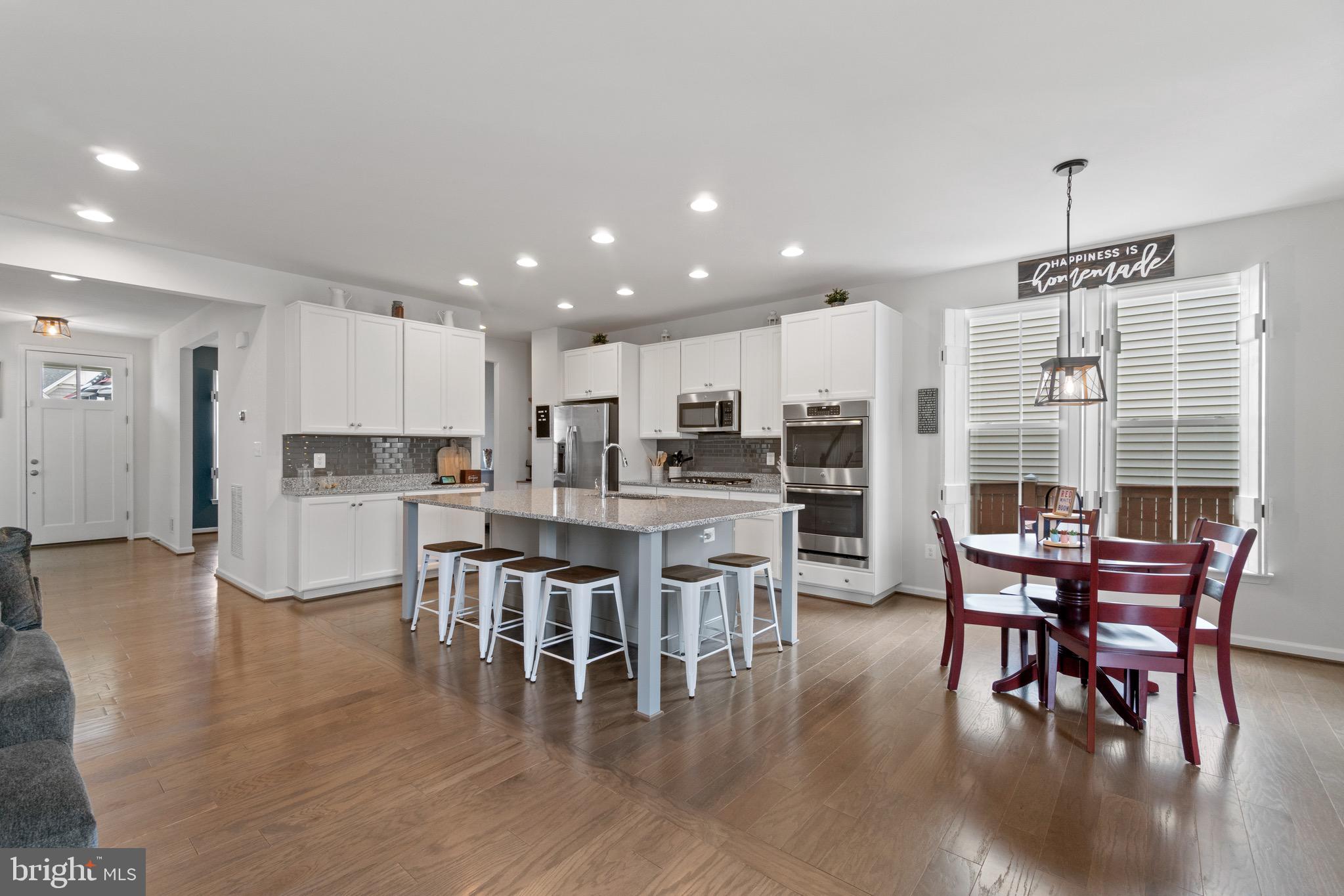 EMBREY MILL - Residential