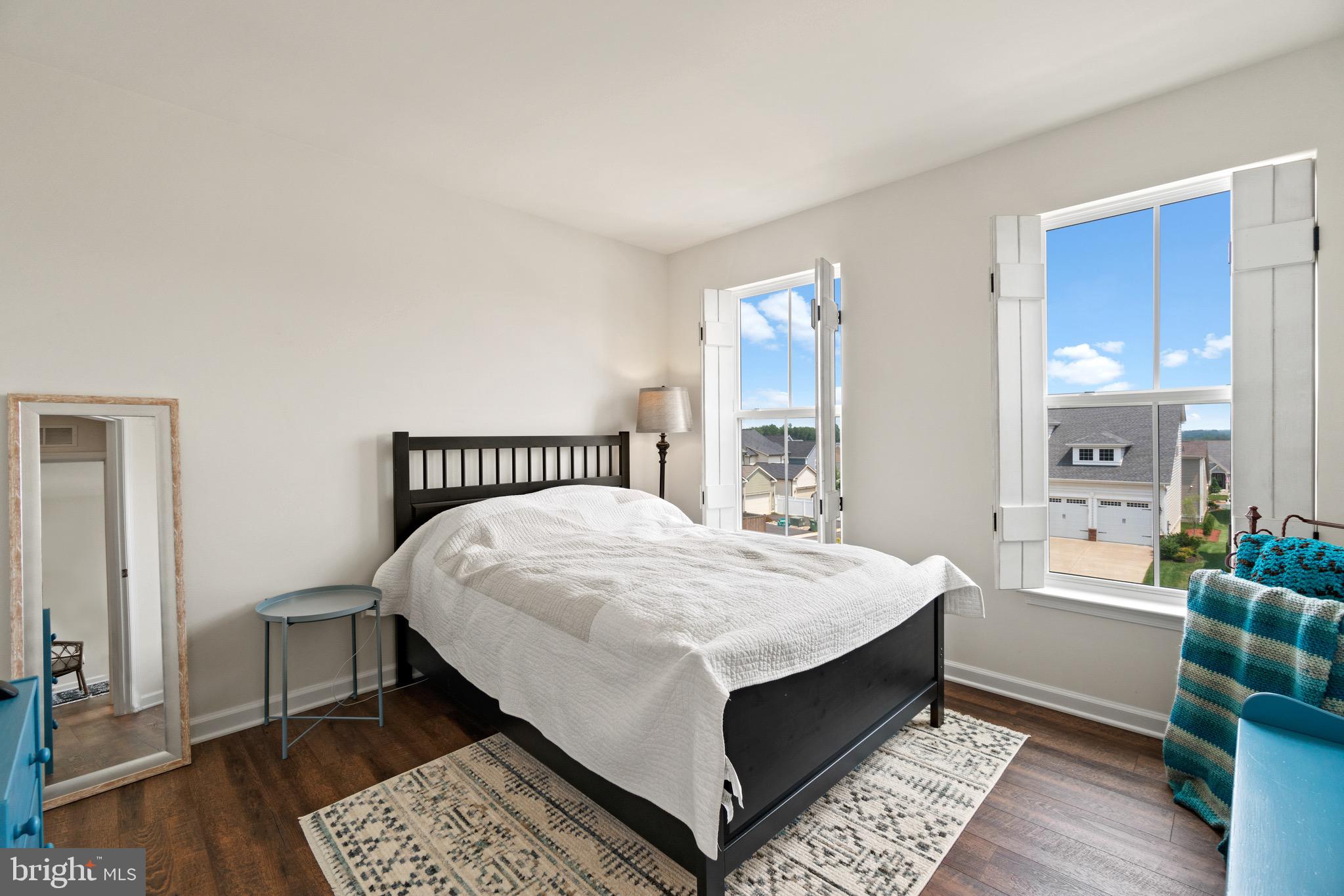 EMBREY MILL - Residential