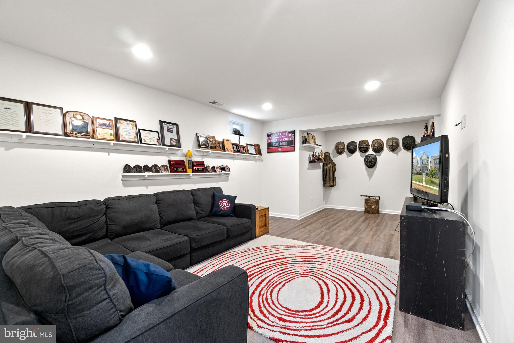 EMBREY MILL - Residential