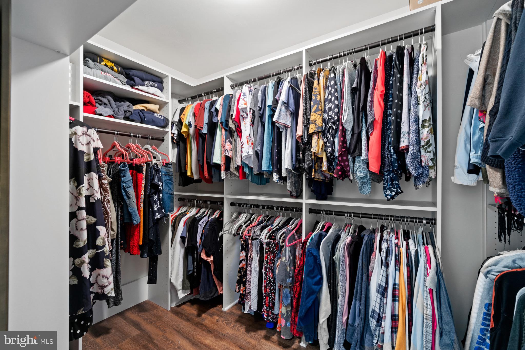 EMBREY MILL - Residential