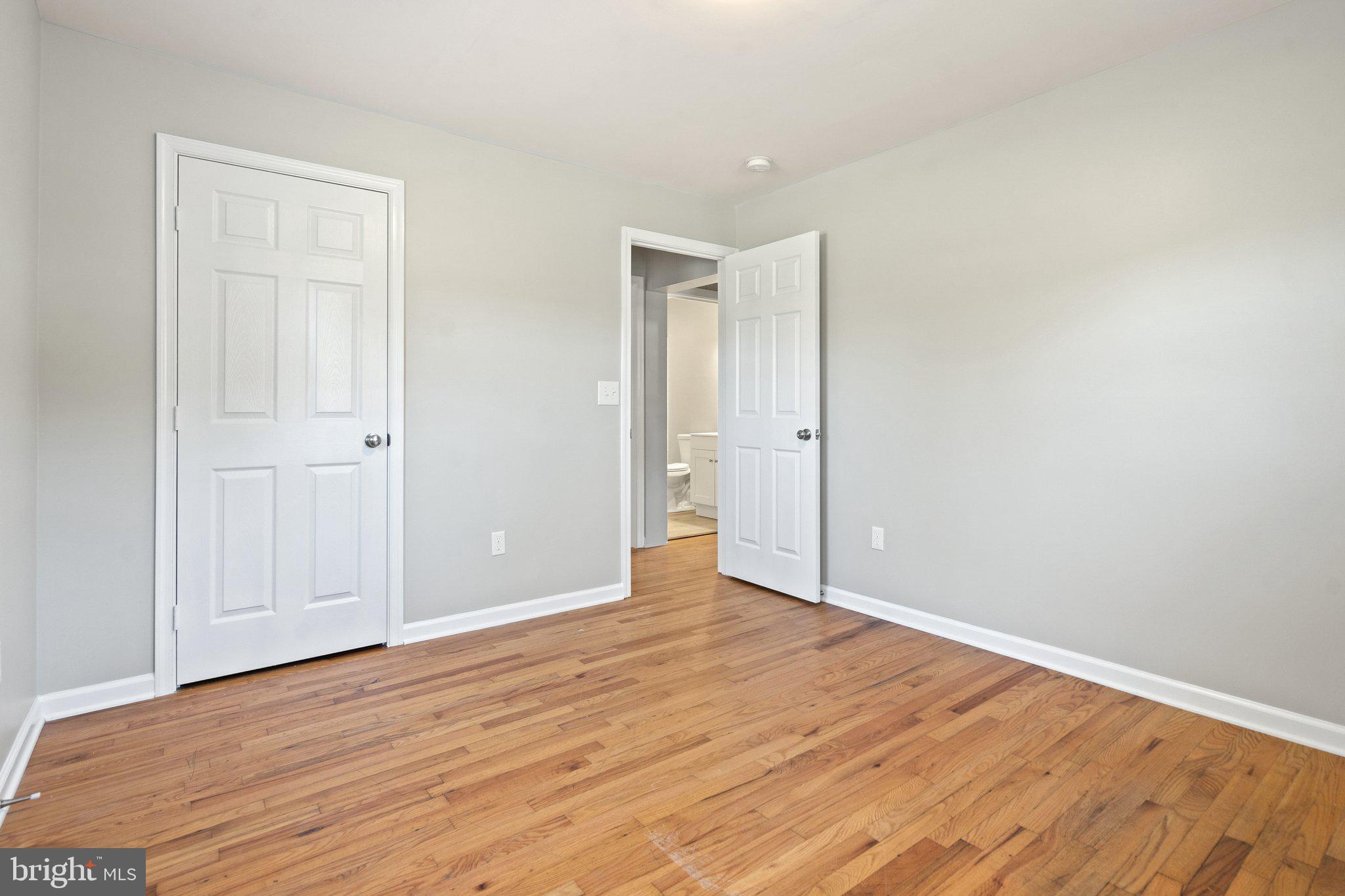 SYCAMORE PARK - Residential Lease