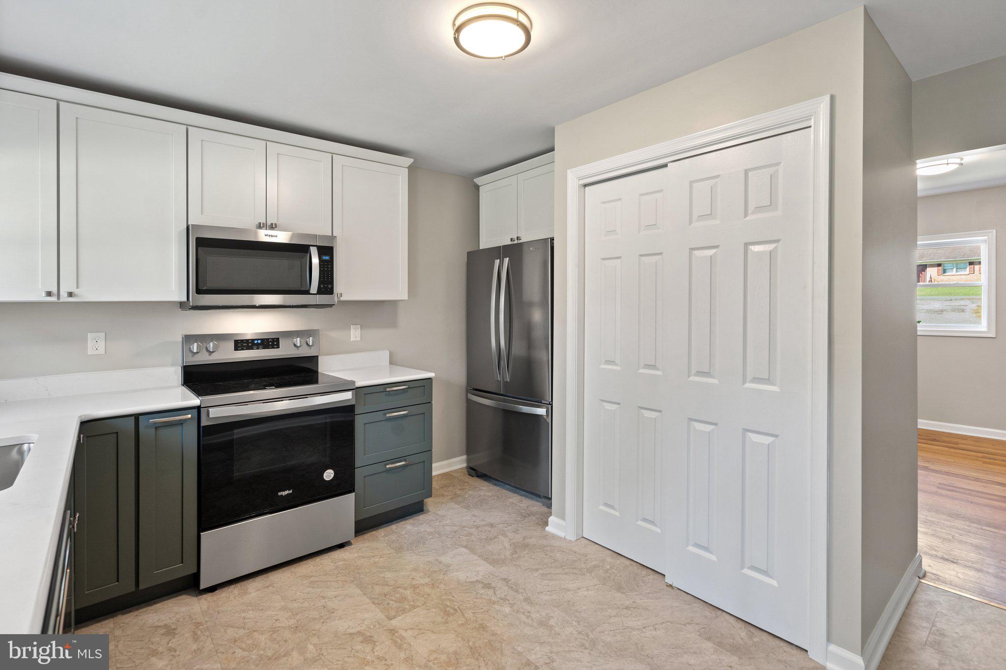 SYCAMORE PARK - Residential Lease