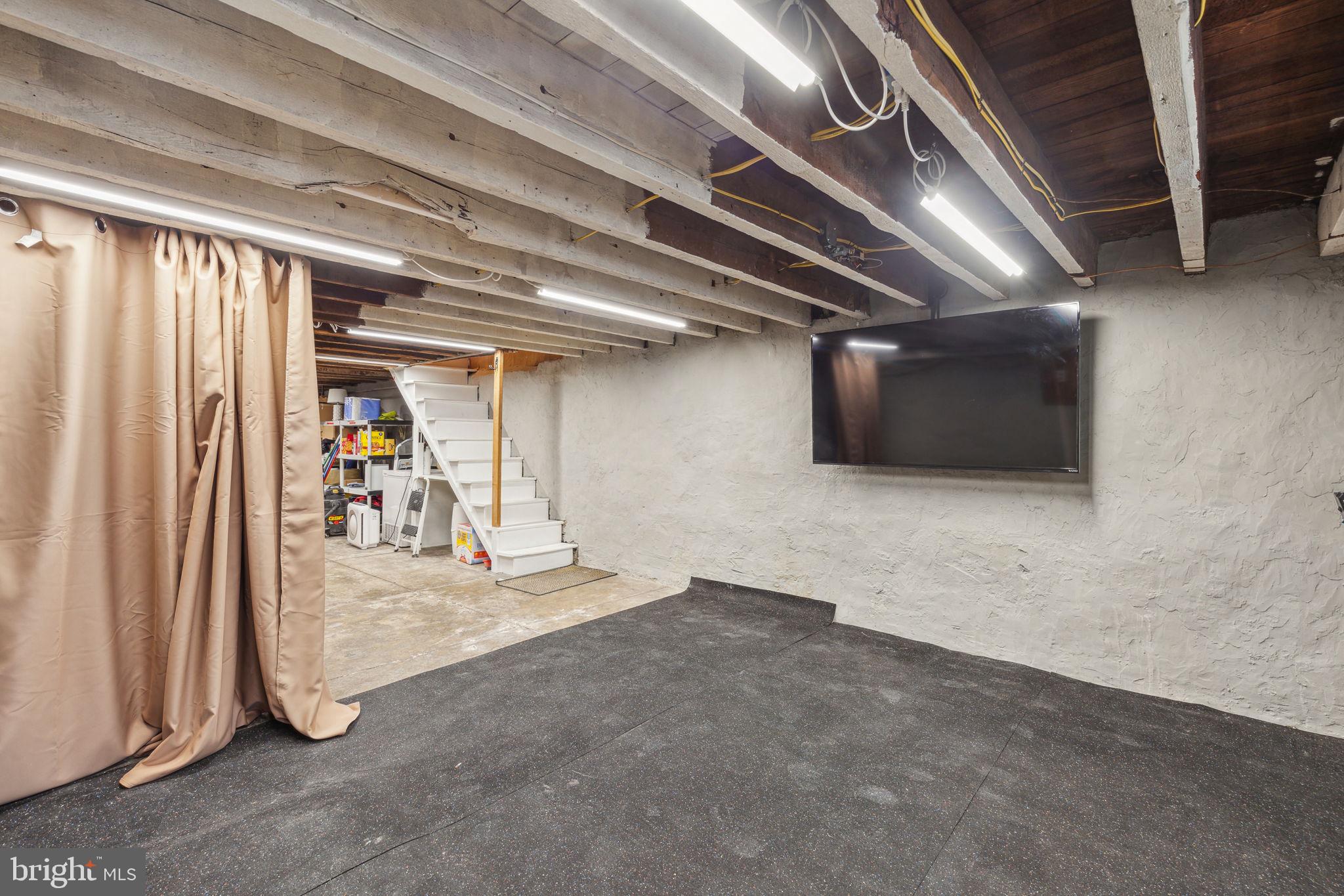 PASSYUNK SQUARE - Residential