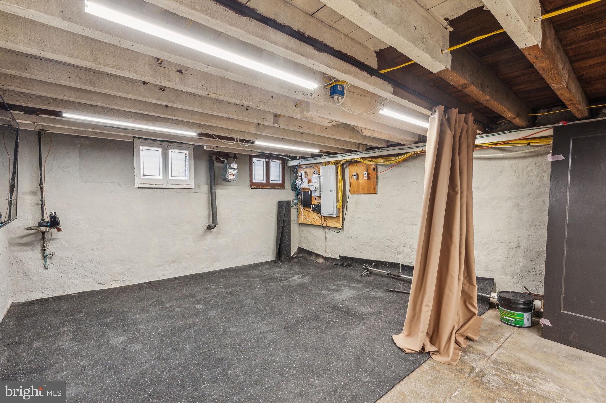 PASSYUNK SQUARE - Residential