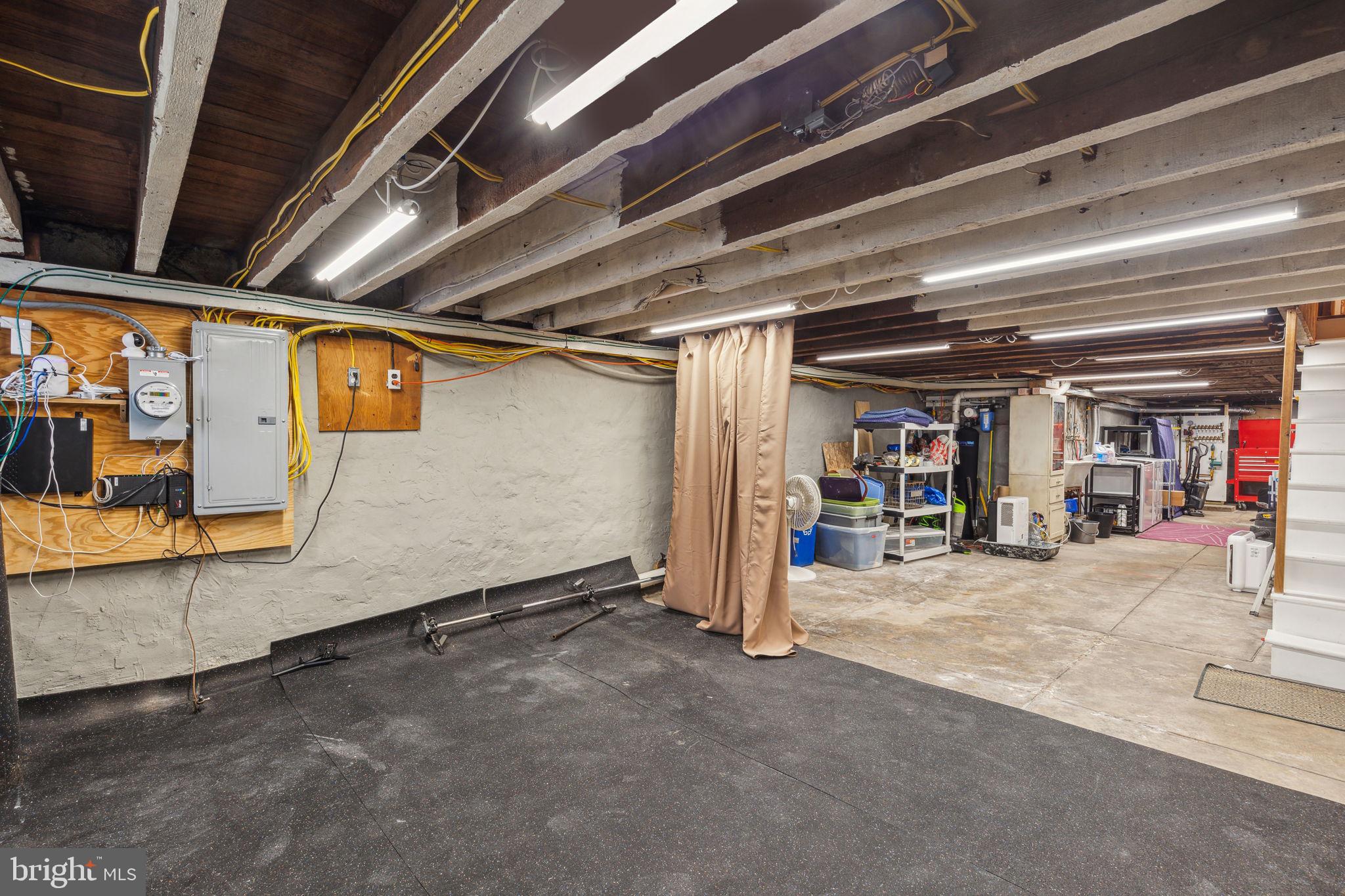 PASSYUNK SQUARE - Residential