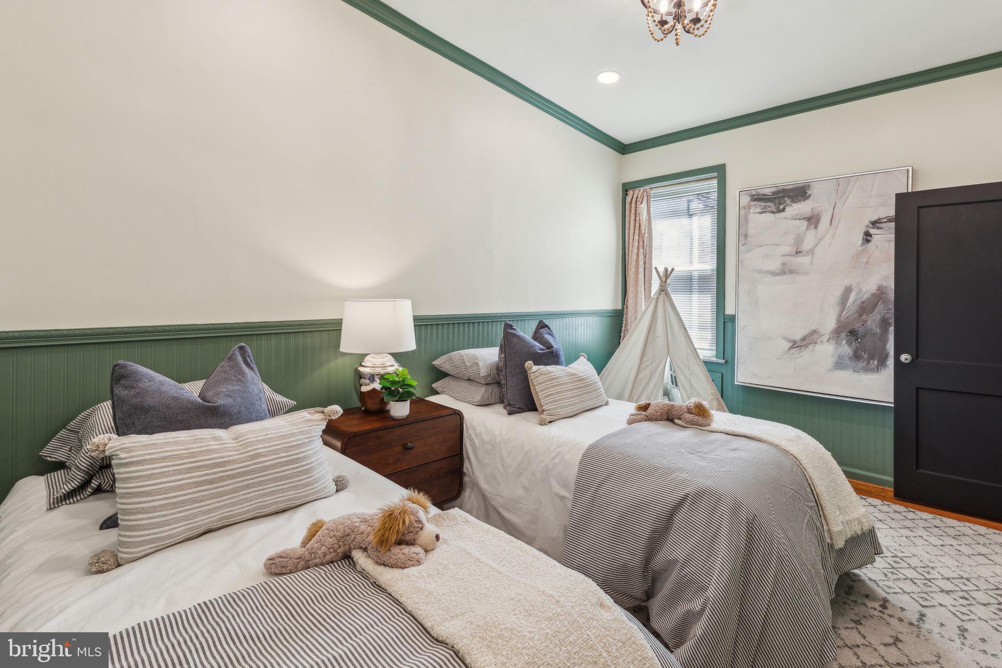 PASSYUNK SQUARE - Residential