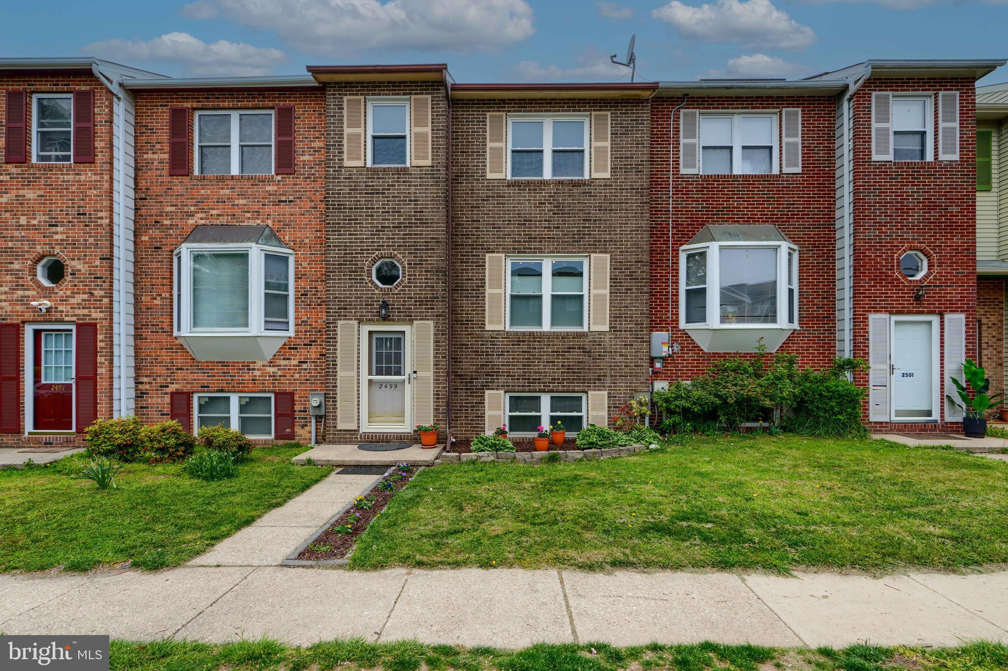 CROFTON VILLAGE - Residential