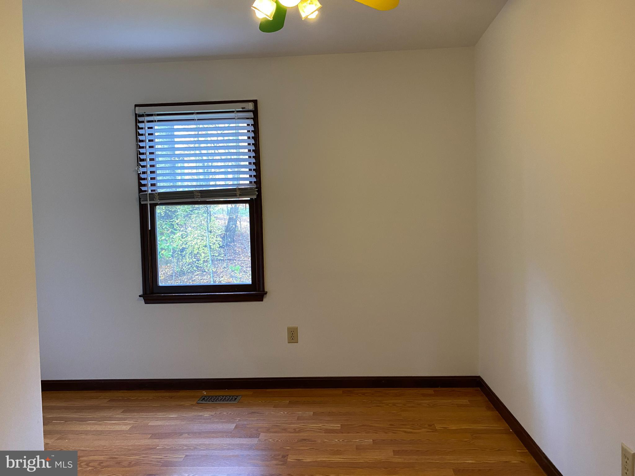 LINGANORE VIEW - Residential Lease