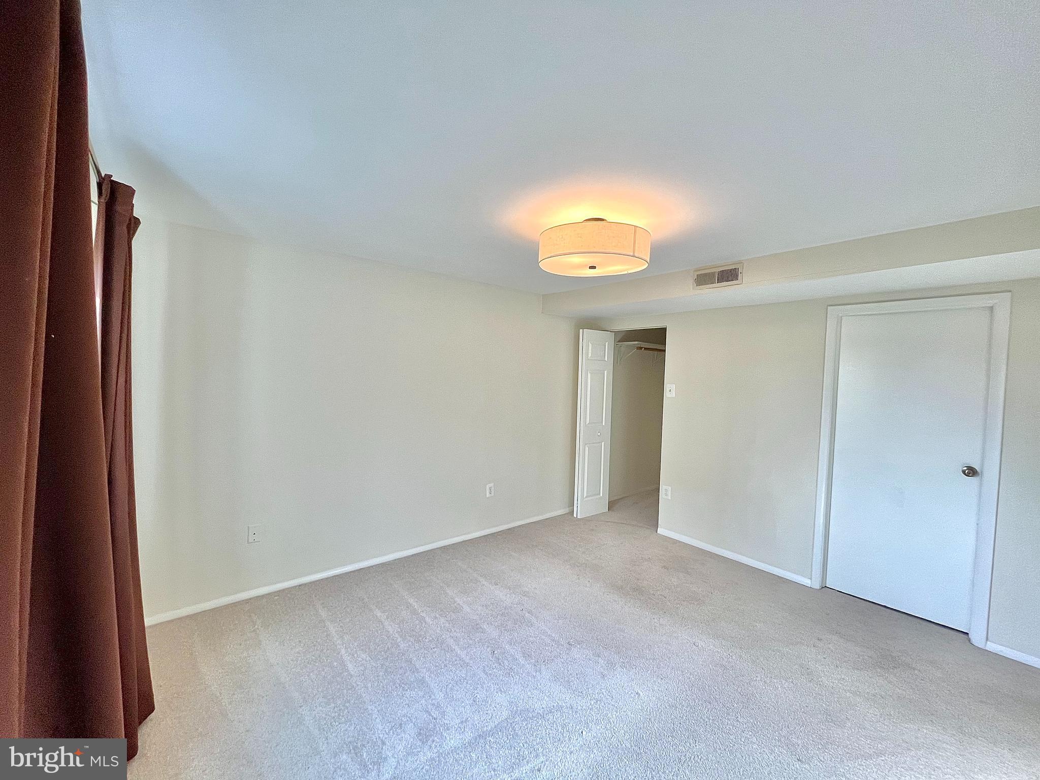 GREENFIELD COMMONS - Residential Lease