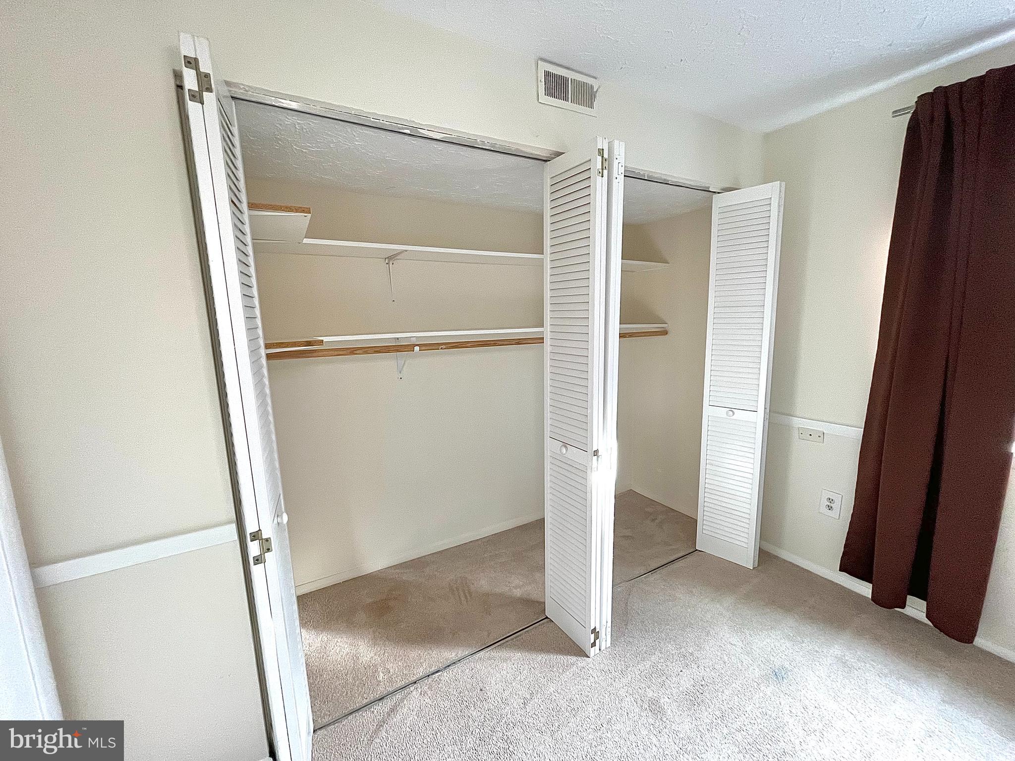 GREENFIELD COMMONS - Residential Lease