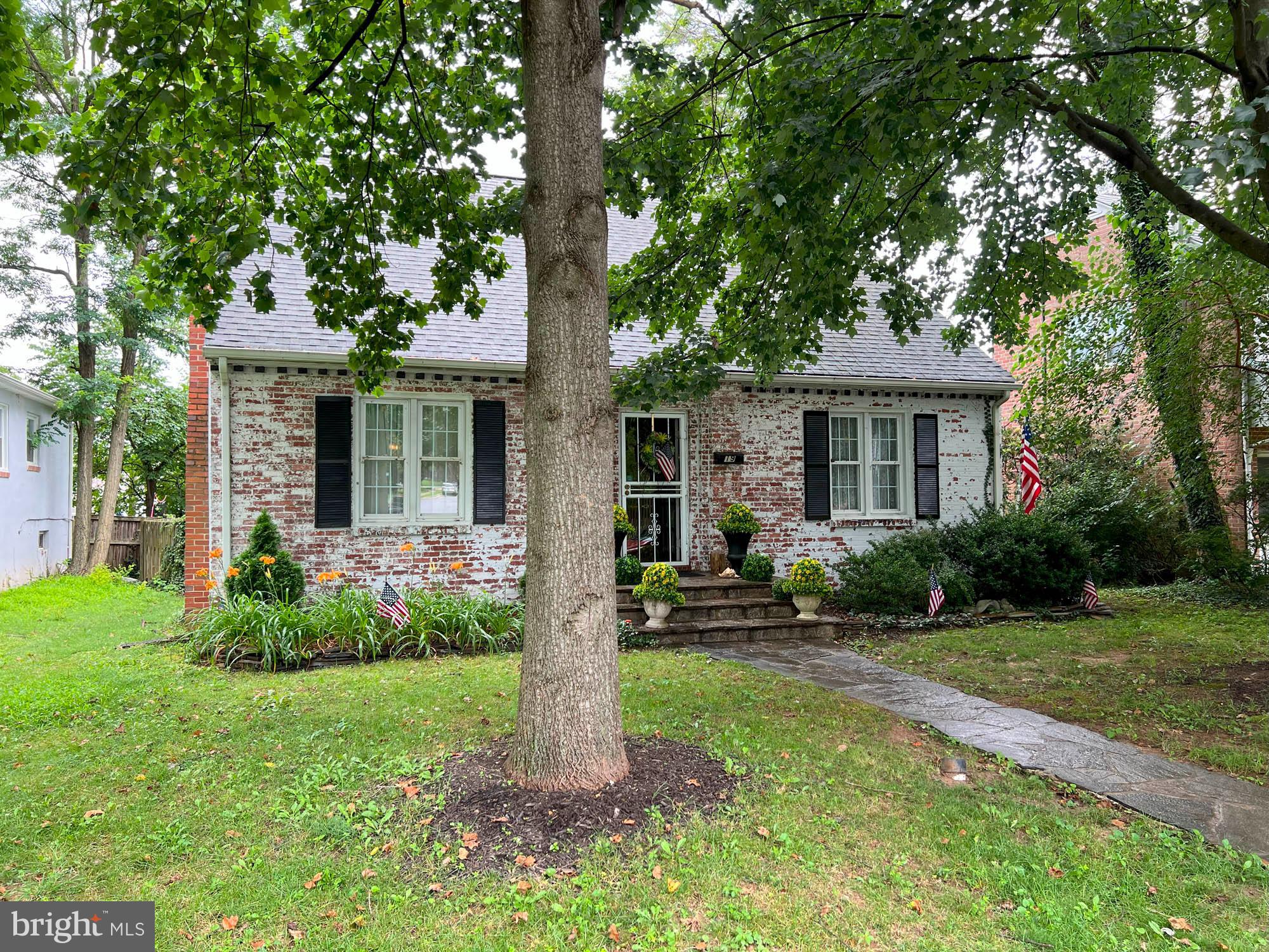 REAL ESTATE AUCTION featuring ON SITE and SIMULCAST ONLINE BIDDING!! Online Bidding Opens - Tuesday, August 12, 2025. Live On Site Auction - Wednesday, August 13, 2025 at 11:00 AM. List price is opening bid only. 19 Dunmore Road is situated in the Dunmore neighborhood of Catonsville, three blocks east of Beltway (I-695) Exit 13 and two blocks north of Frederick Road. The surrounding neighborhood is comprised of well-maintained single family homes, built in the 1940s and 1950s, situated on tree-lined streets. Residents can walk to restaurants, shops and community activities in the Catonsville central business district. One Story Brick and Aluminum Siding Bungalow, built in 1949, containing 1,120 square feet of living area and 1,120 square feet of basement space. The home has a full concrete block foundation, a composition shingle roof, vinyl-clad double-hung windows, and an open front entry porch. Interior finishes are plaster walls and hardwood floors.