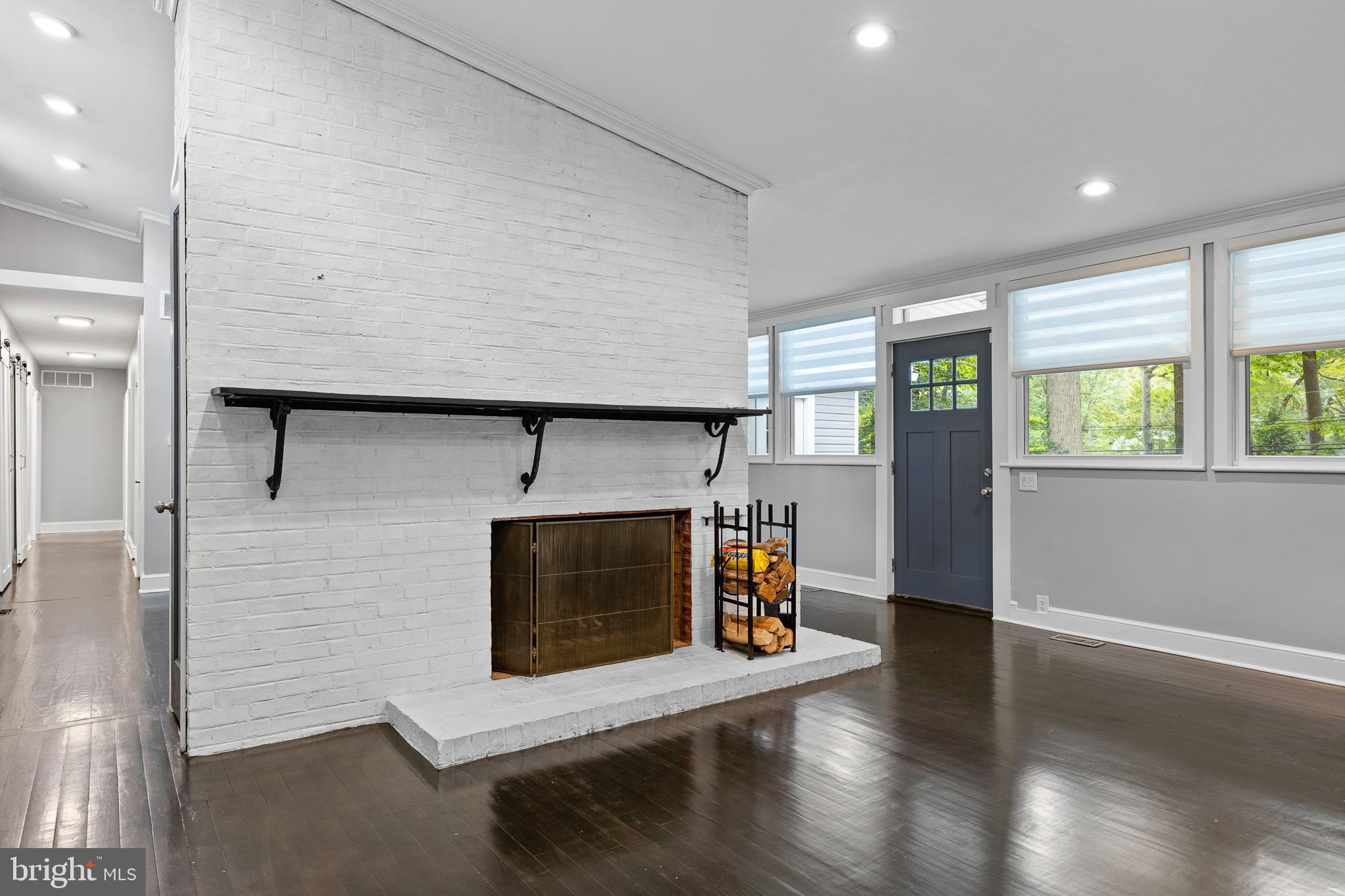 108 BANBURY DRIVE
