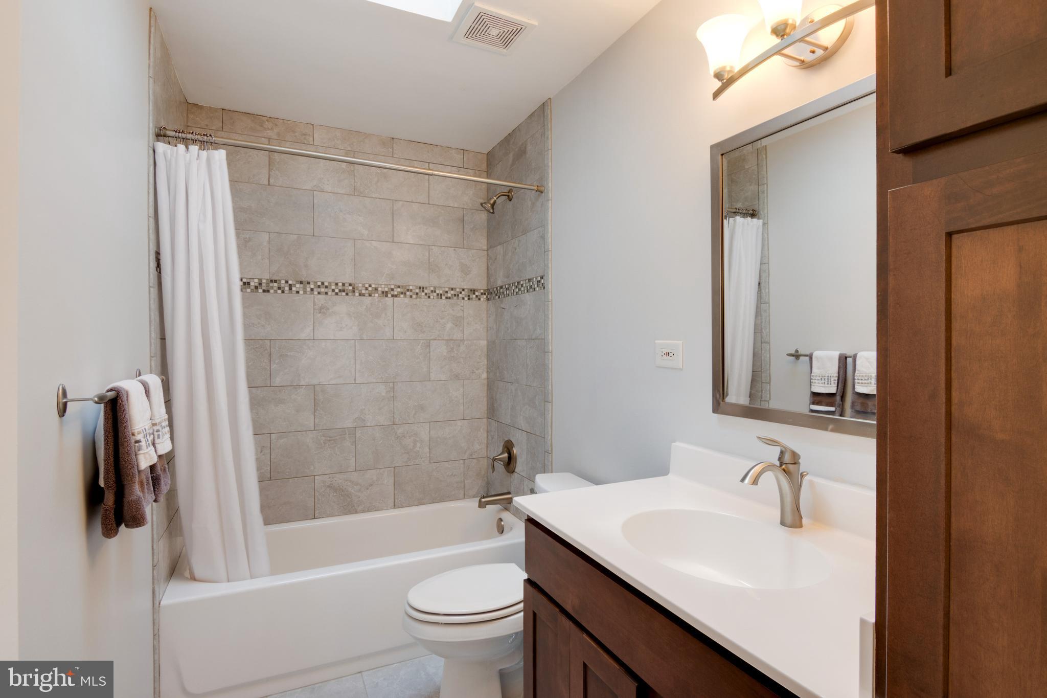 FOUR SEASONS ESTATES - Residential