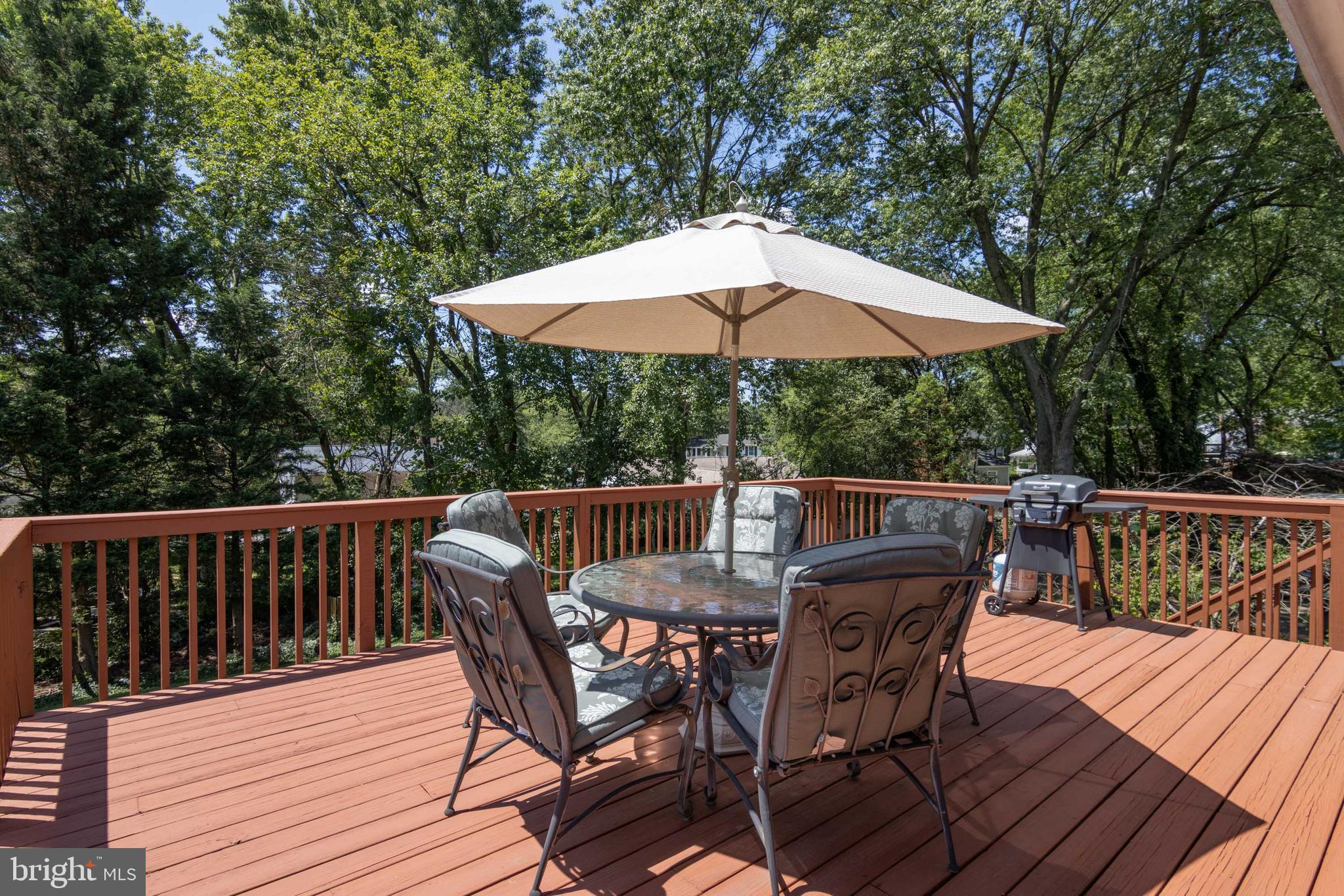 FOUR SEASONS ESTATES - Residential