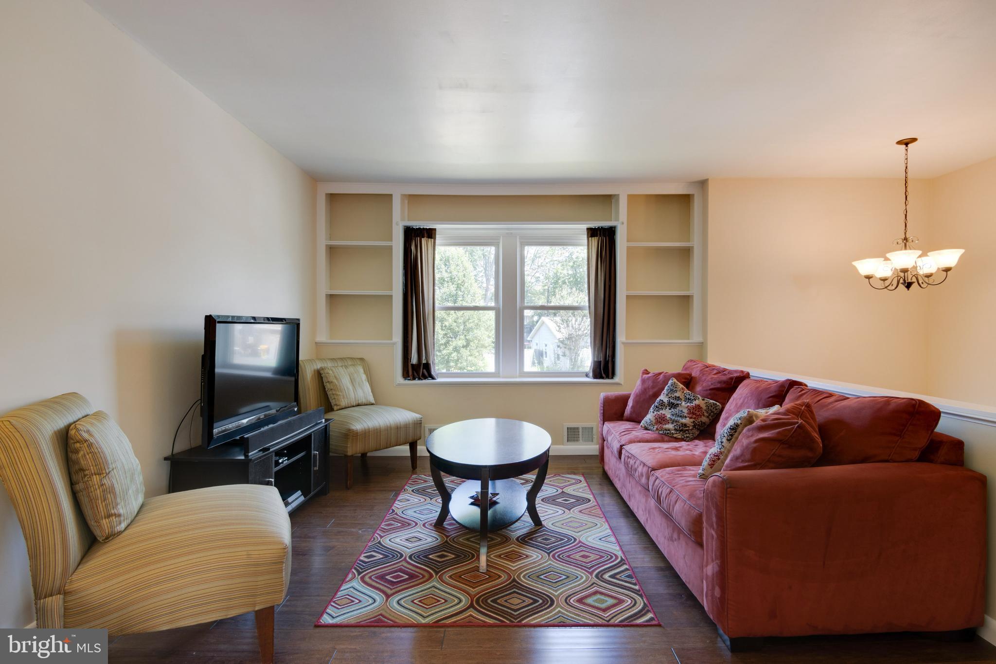 FOUR SEASONS ESTATES - Residential