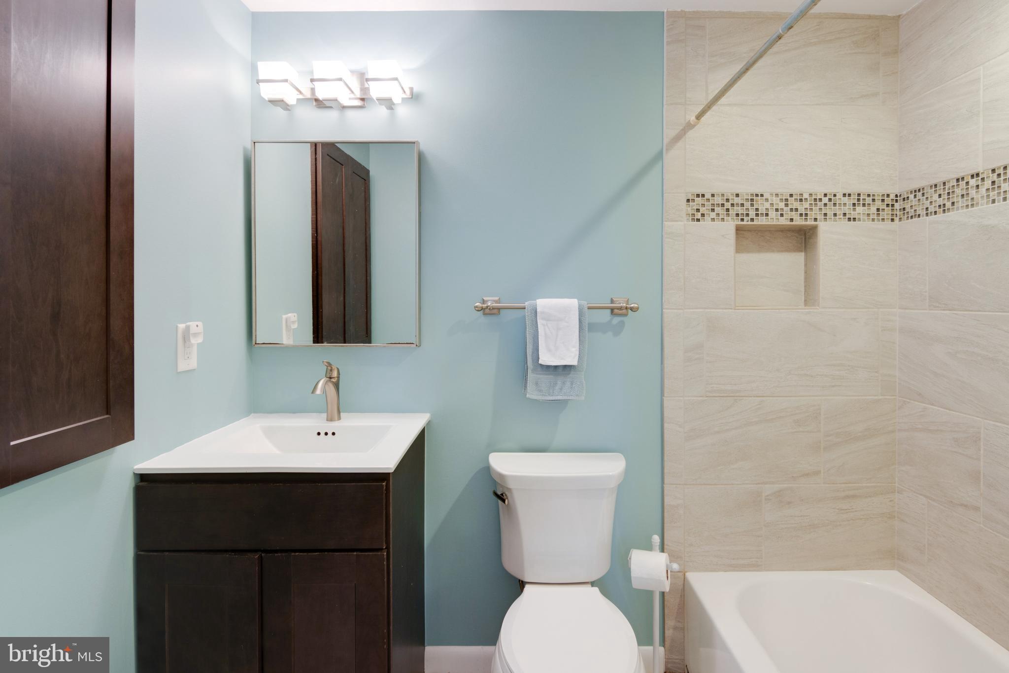 FOUR SEASONS ESTATES - Residential