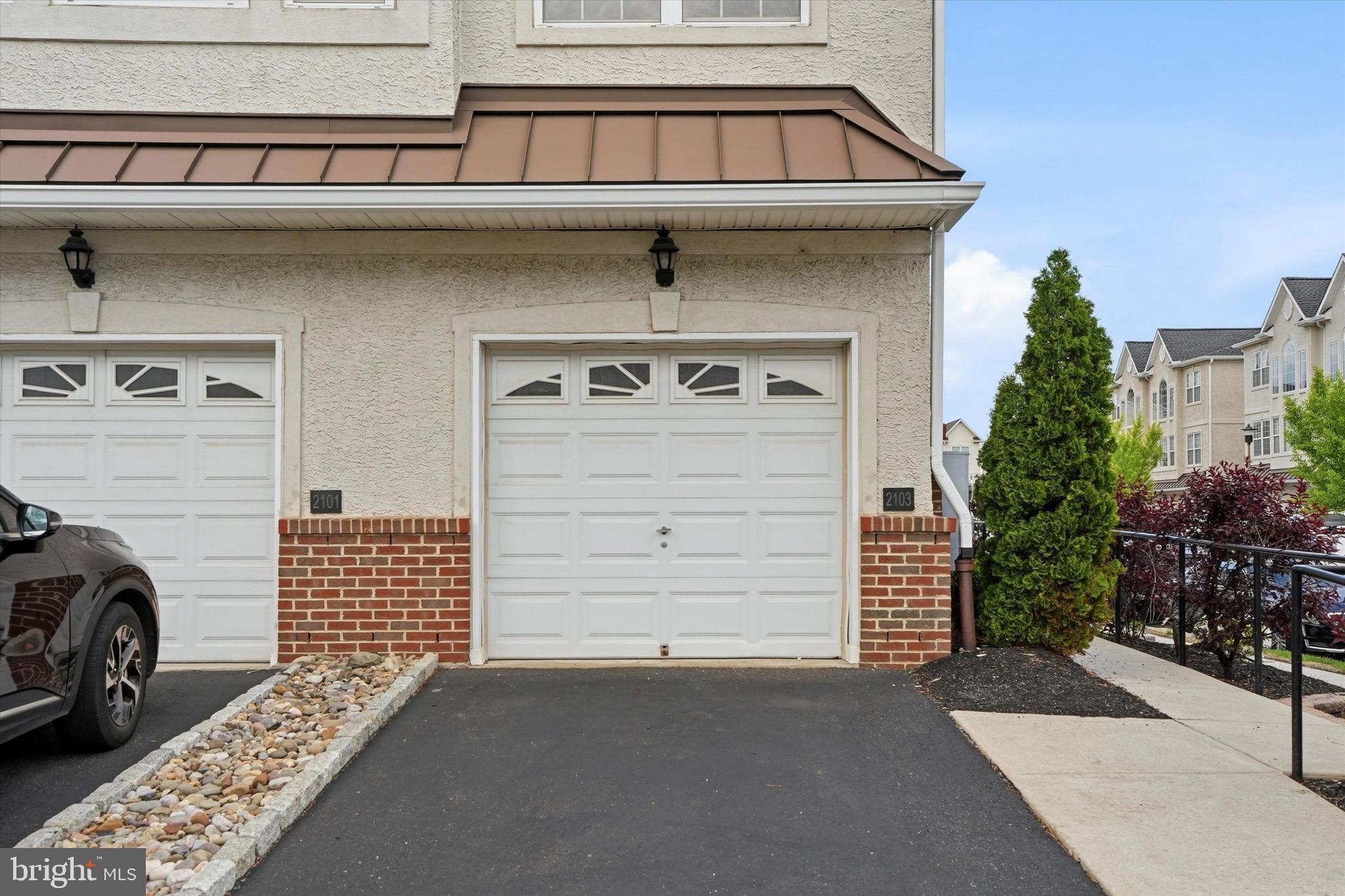 VILLAS AT PACKER PARK - Residential