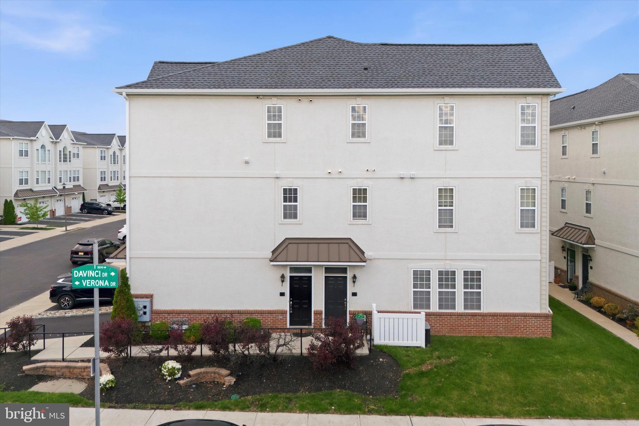 VILLAS AT PACKER PARK - Residential