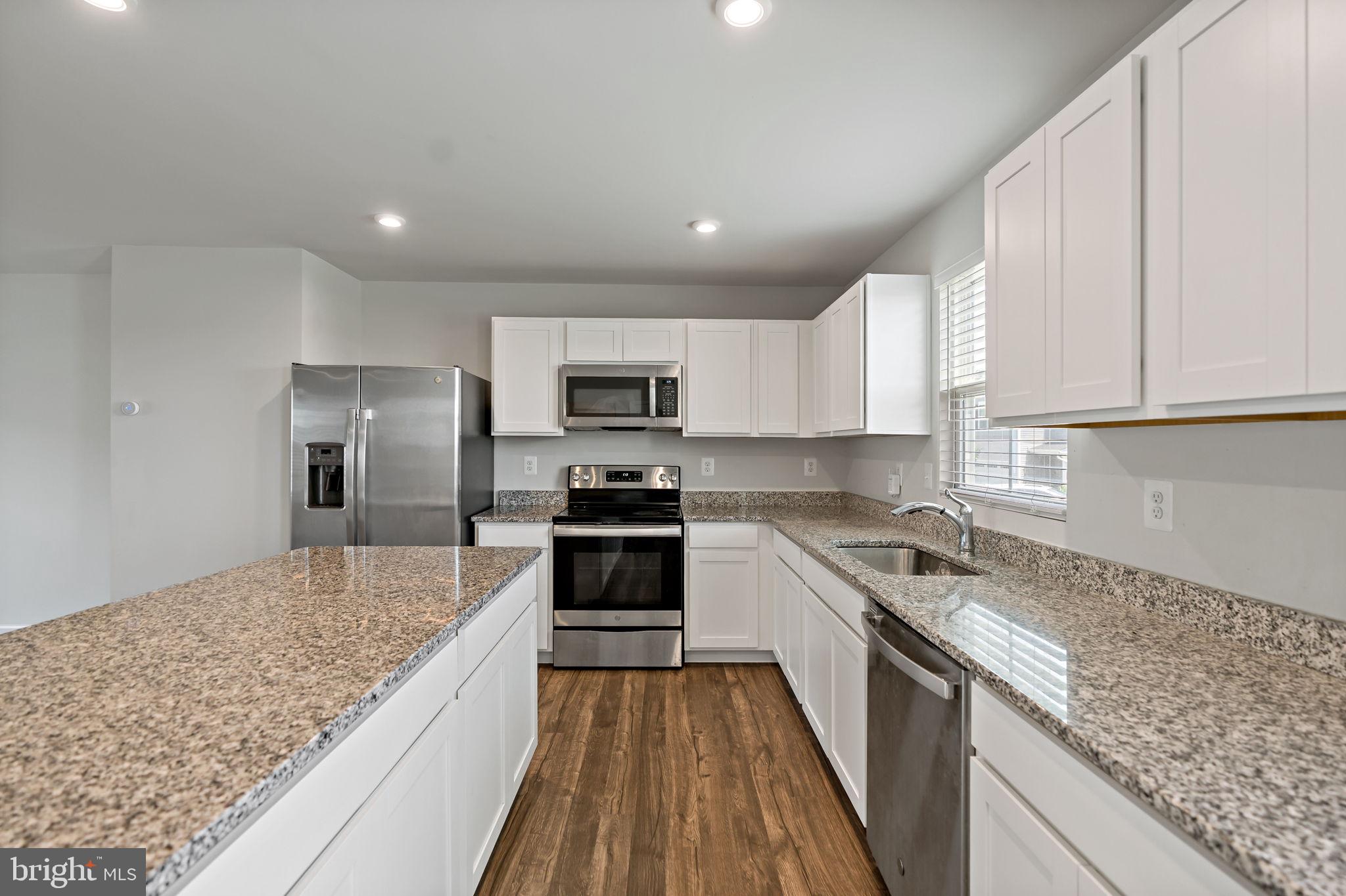 STONECREST - Residential