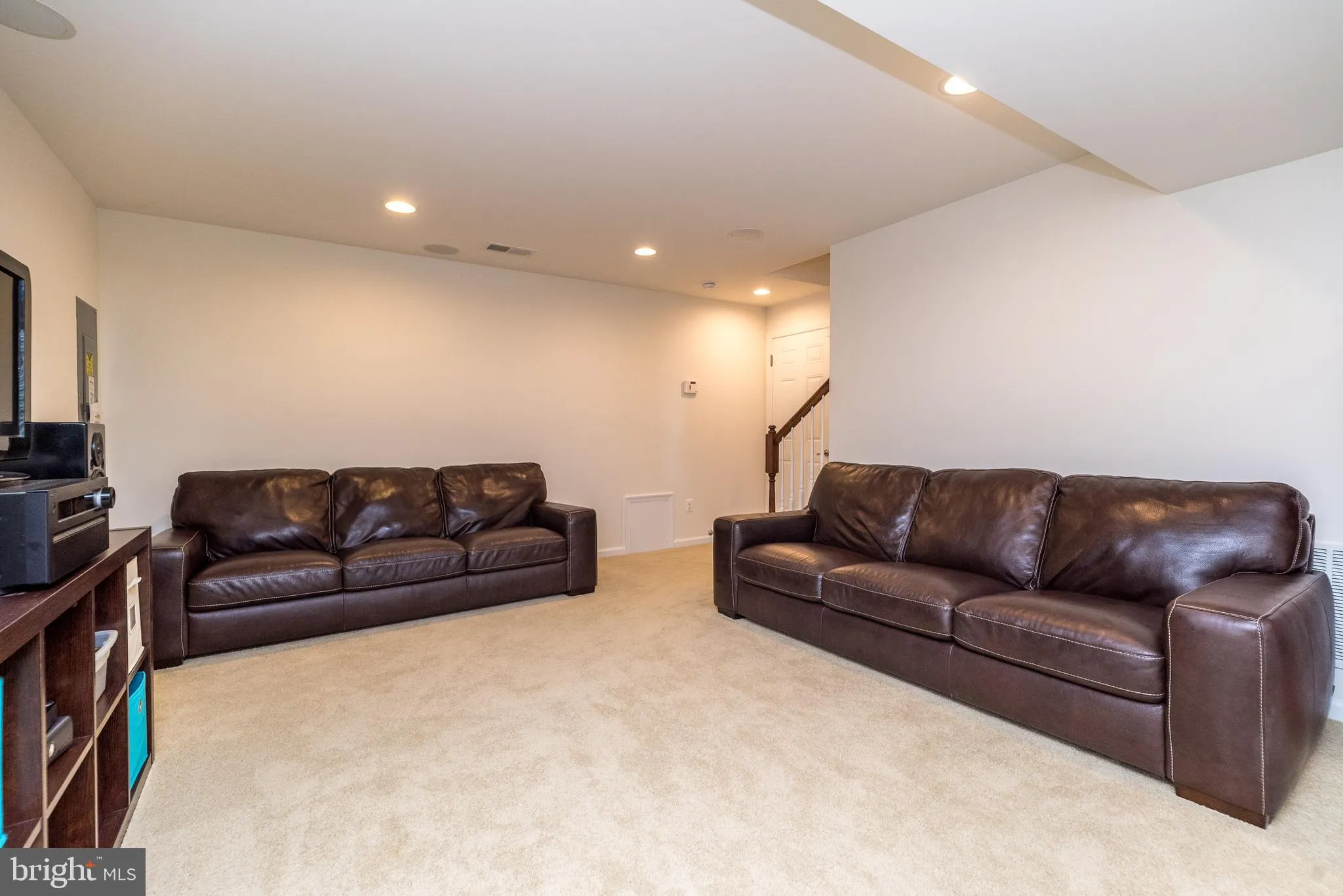 Chalfont, Pennsylvania 18914, United States, 4 Bedrooms Bedrooms, ,3 BathroomsBathrooms,Residential,Contingent,107094