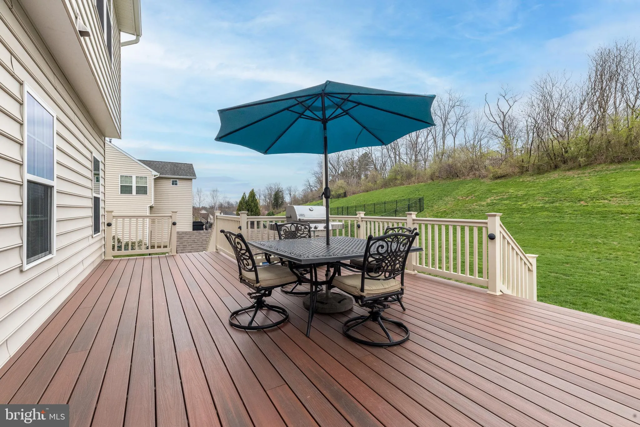 Chalfont, Pennsylvania 18914, United States, 4 Bedrooms Bedrooms, ,3 BathroomsBathrooms,Residential,Contingent,107094