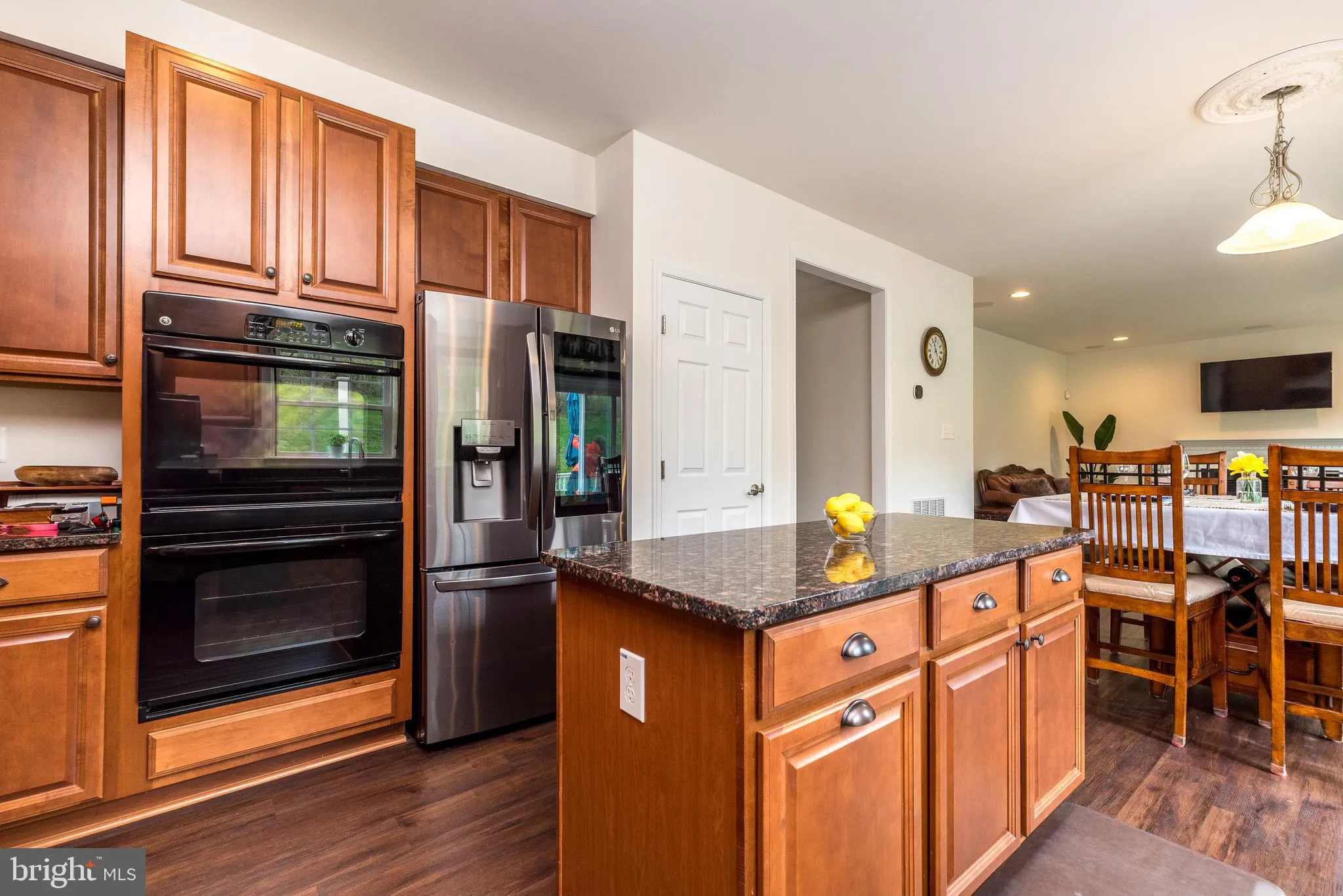 Chalfont, Pennsylvania 18914, United States, 4 Bedrooms Bedrooms, ,3 BathroomsBathrooms,Residential,Contingent,107094