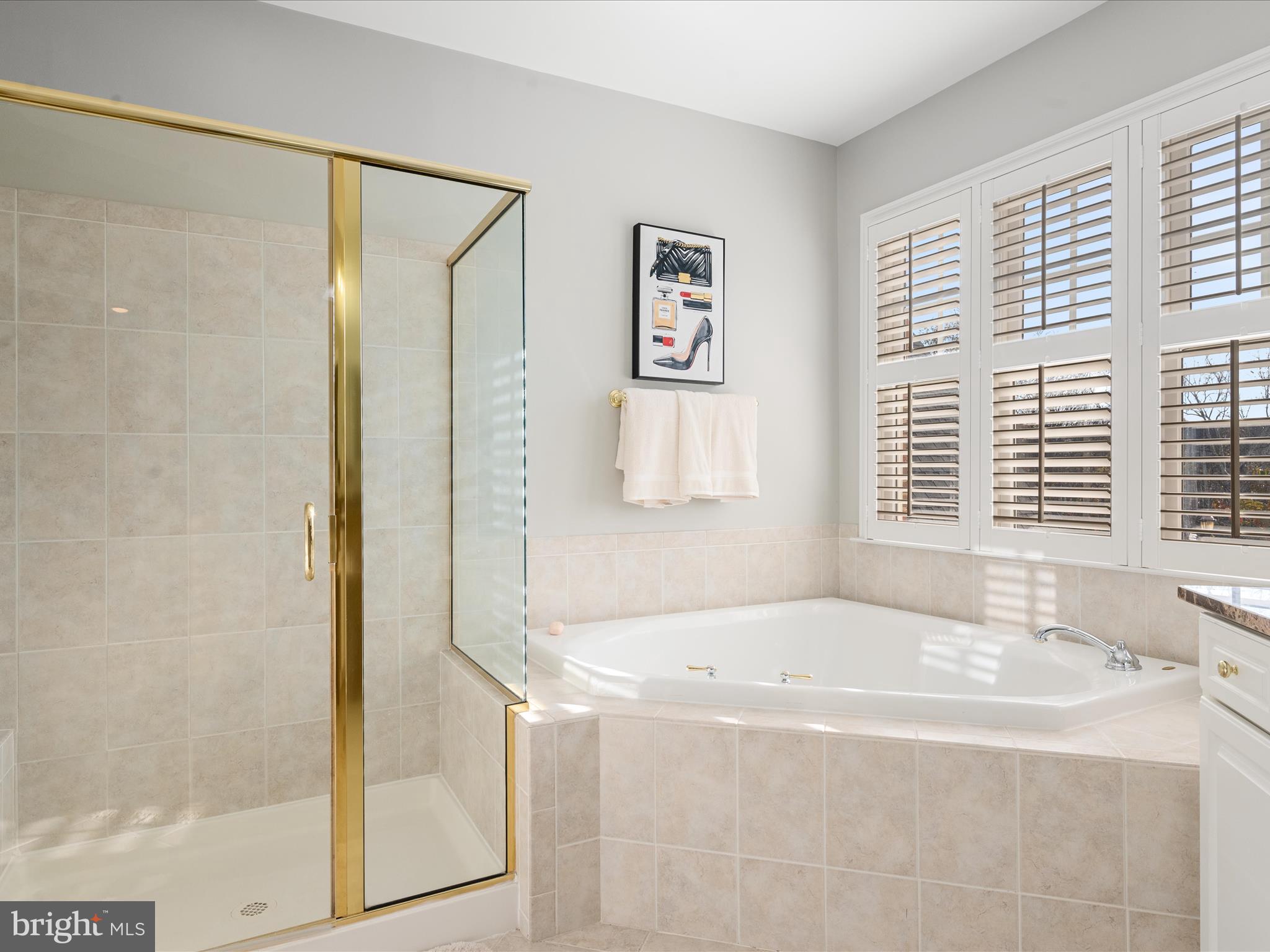 RIVER CREEK - Residential