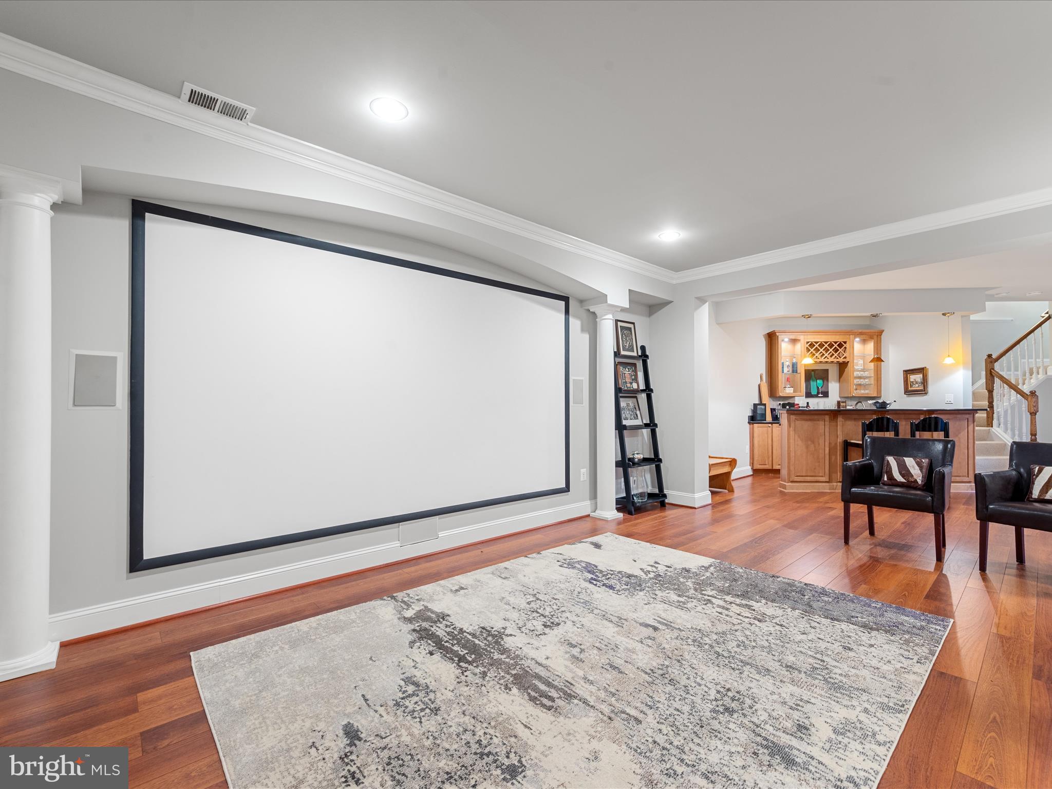 RIVER CREEK - Residential