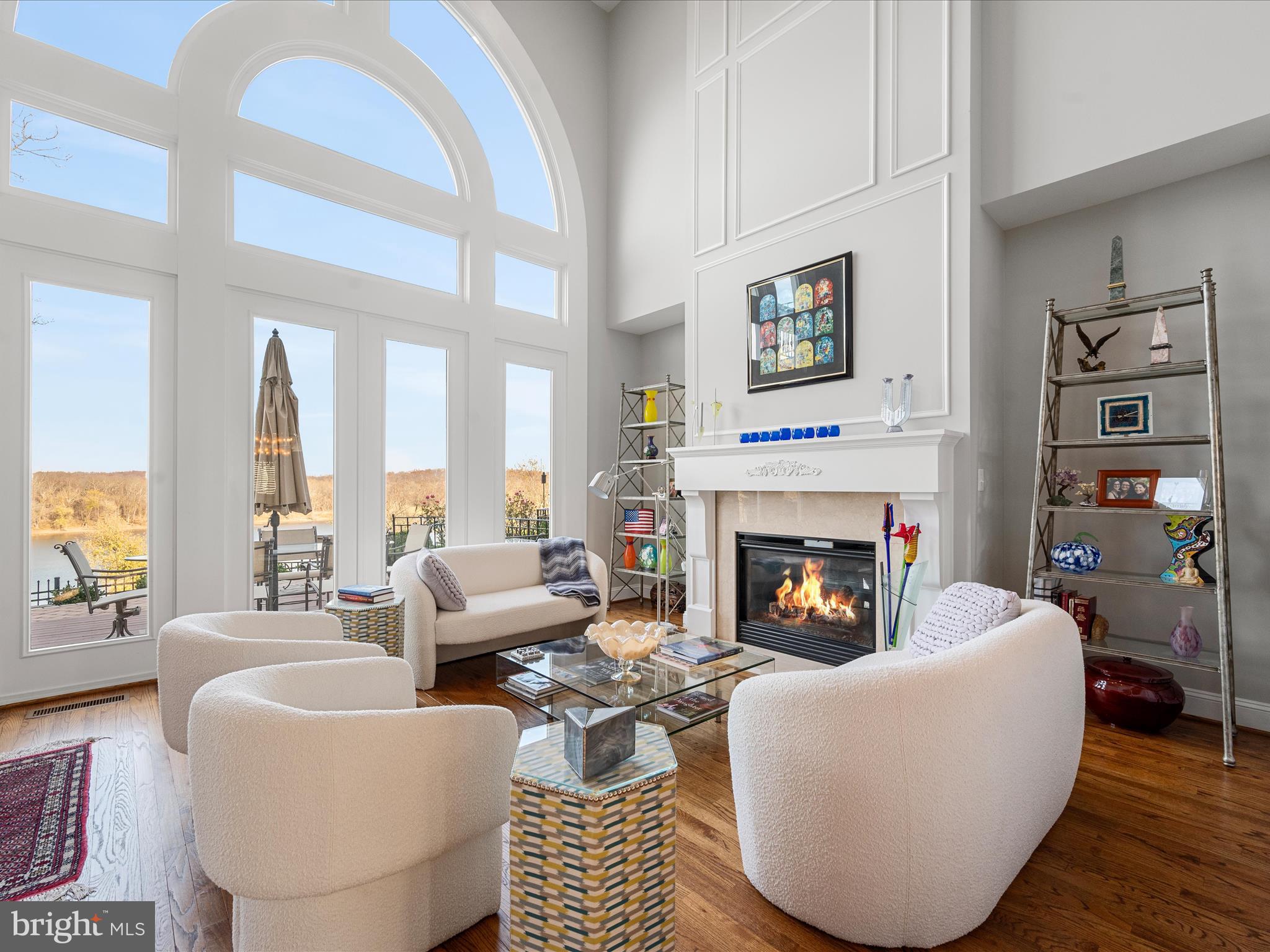 RIVER CREEK - Residential