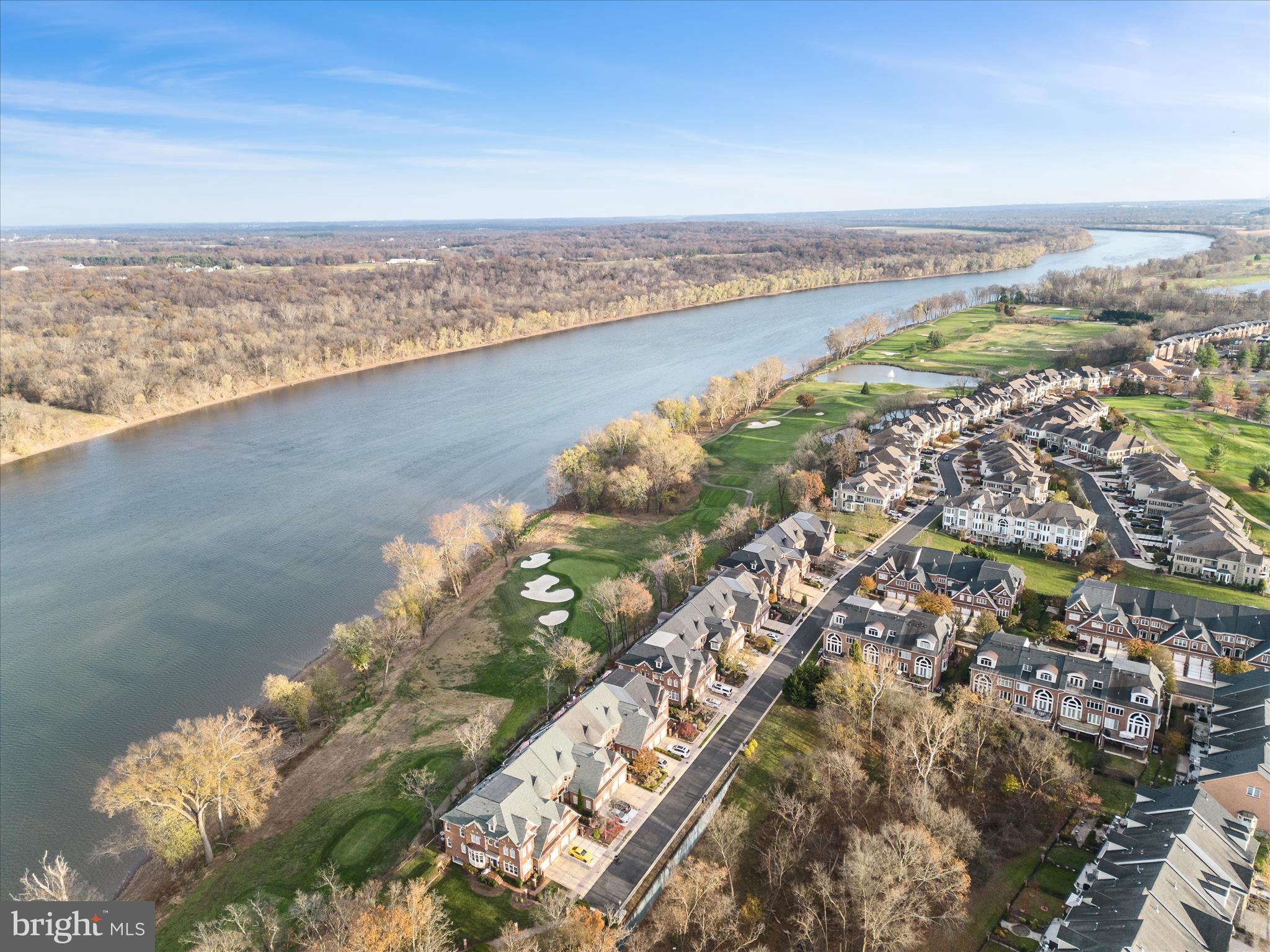 RIVER CREEK - Residential