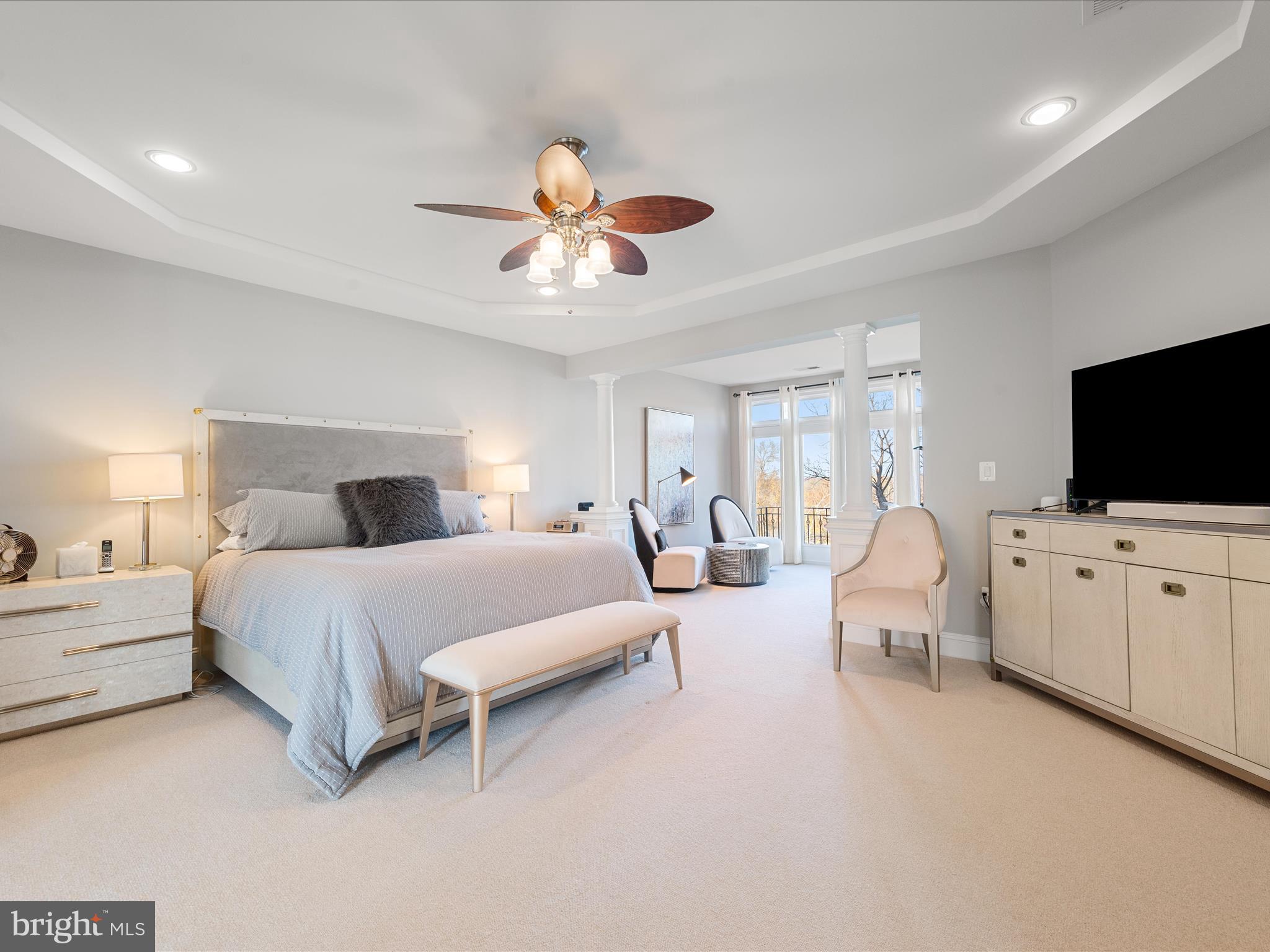 RIVER CREEK - Residential