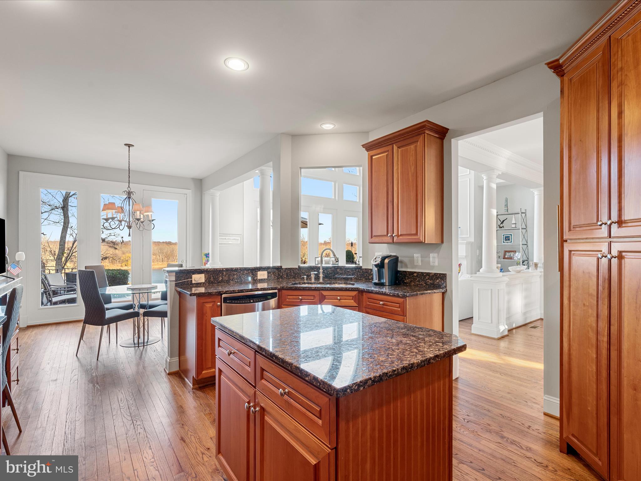 RIVER CREEK - Residential