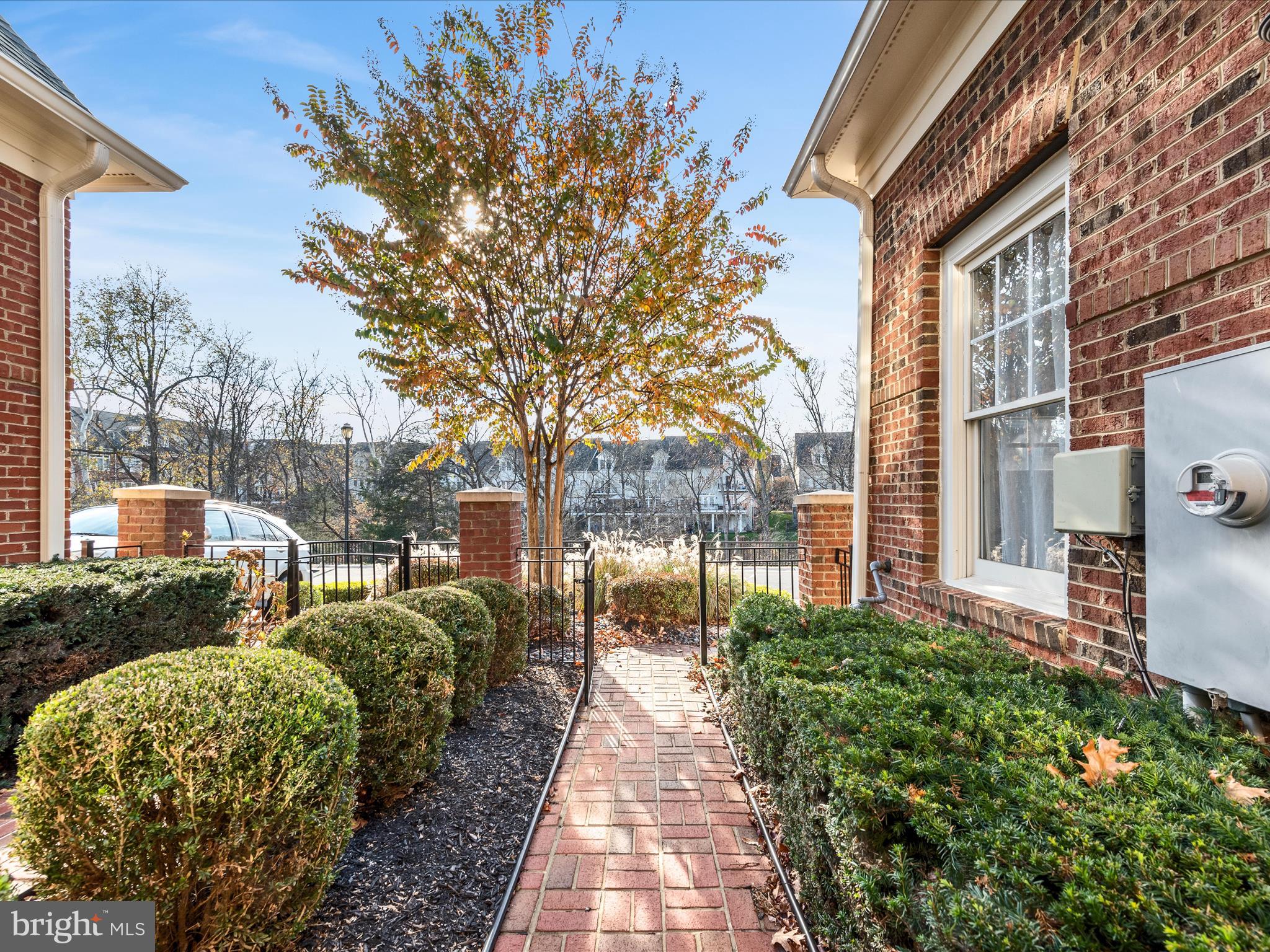 RIVER CREEK - Residential