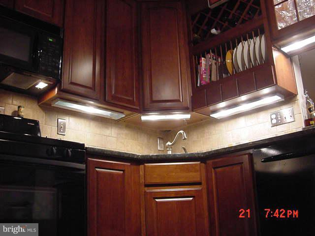 HUNTINGTON AT MT VERNON - Residential Lease