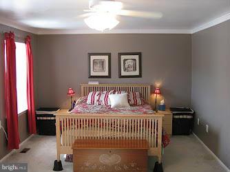 HUNTINGTON AT MT VERNON - Residential Lease