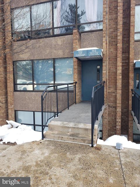 Photo of 4 Professional Drive #132, GAITHERSBURG, MD 20879 (MLS # MDMC2223708)