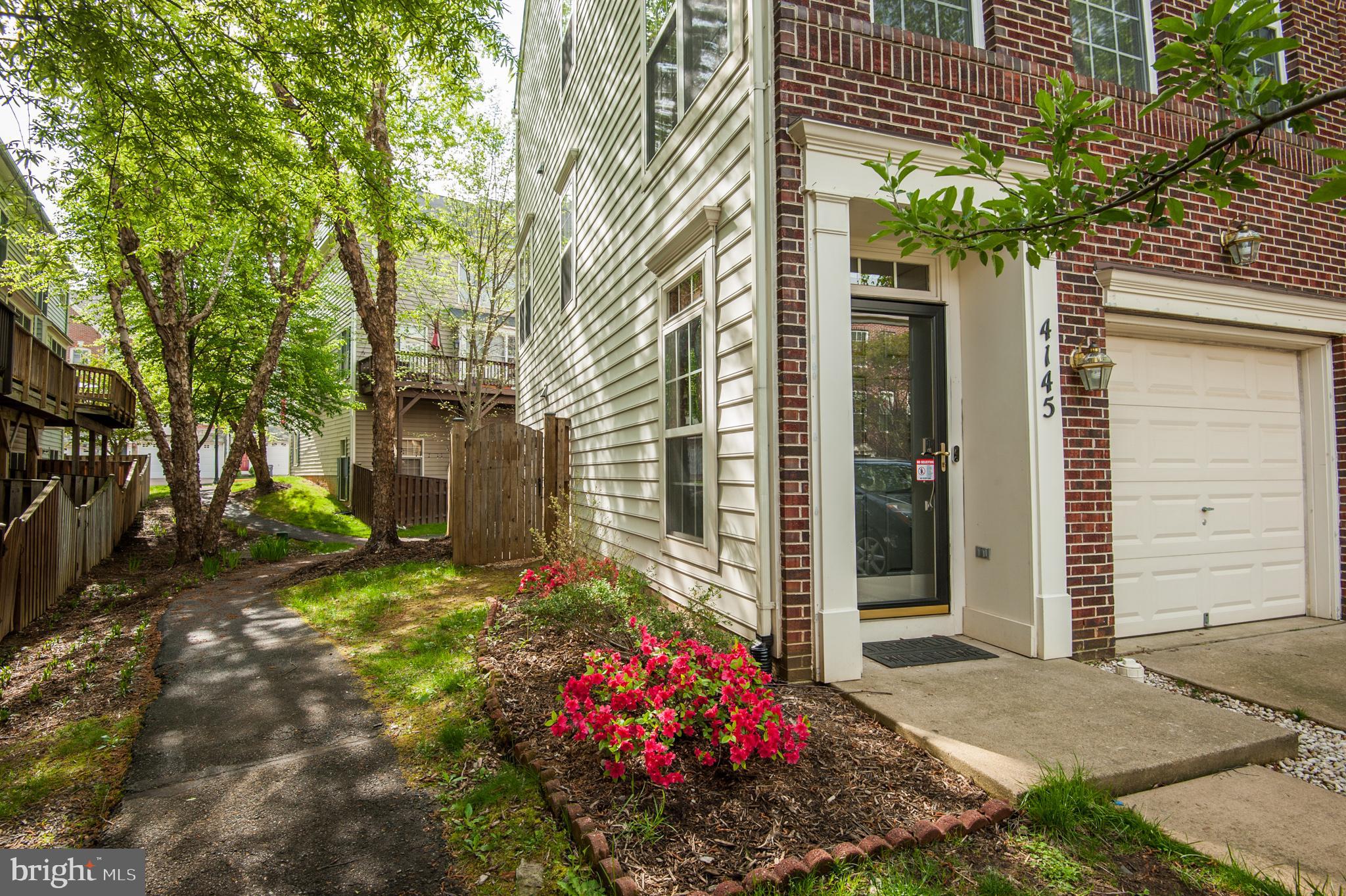 RIDGE TOP - Residential