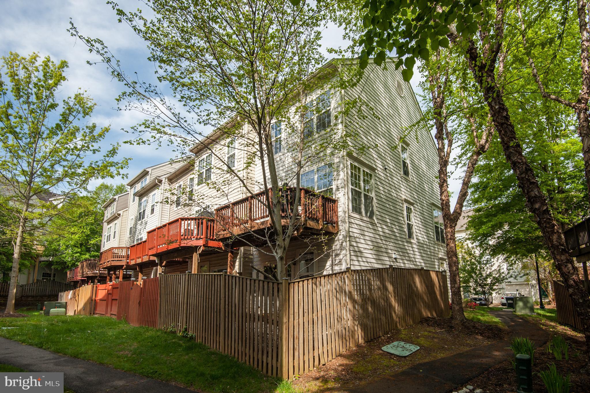 RIDGE TOP - Residential