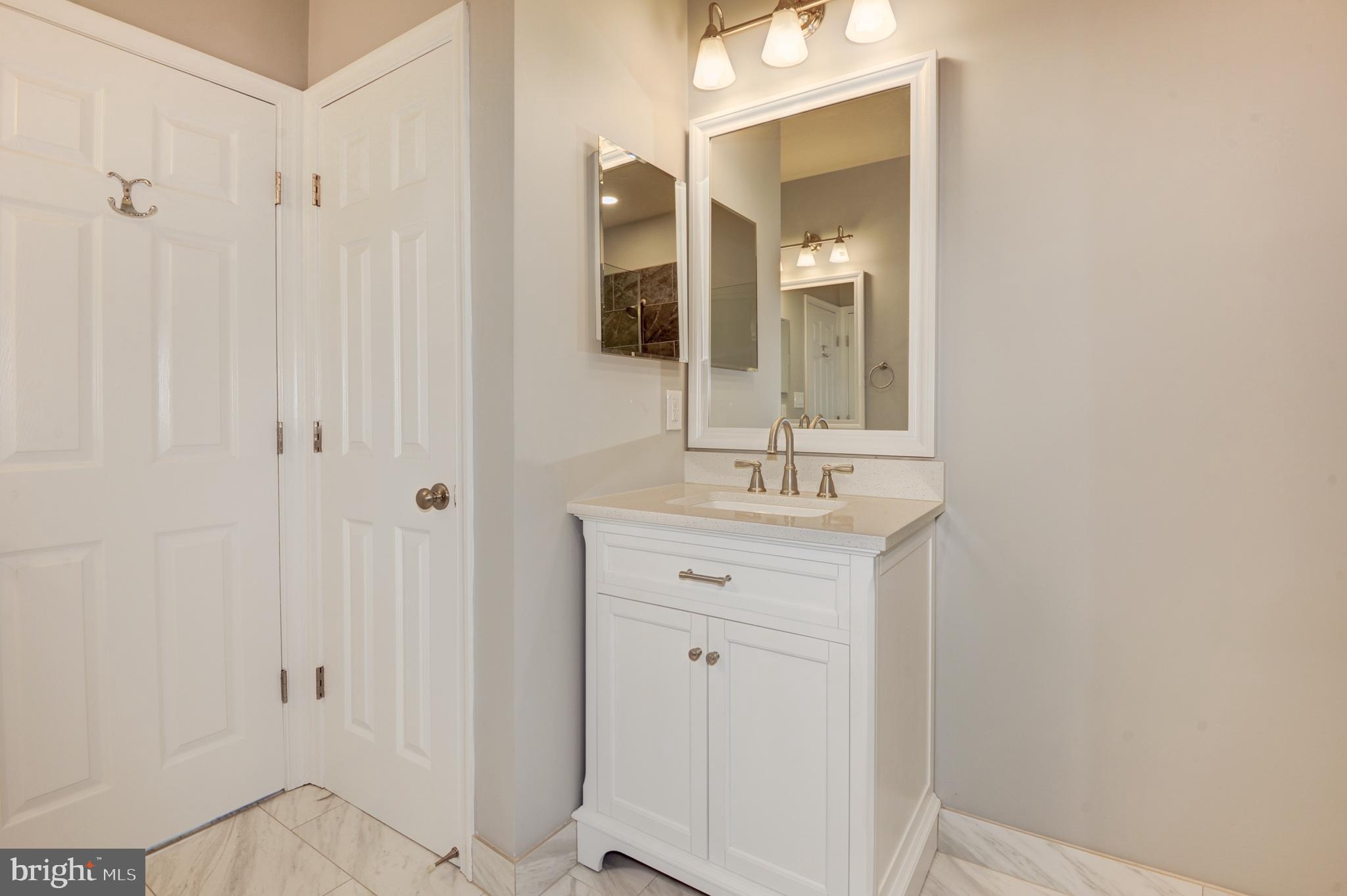 RIDGE TOP - Residential