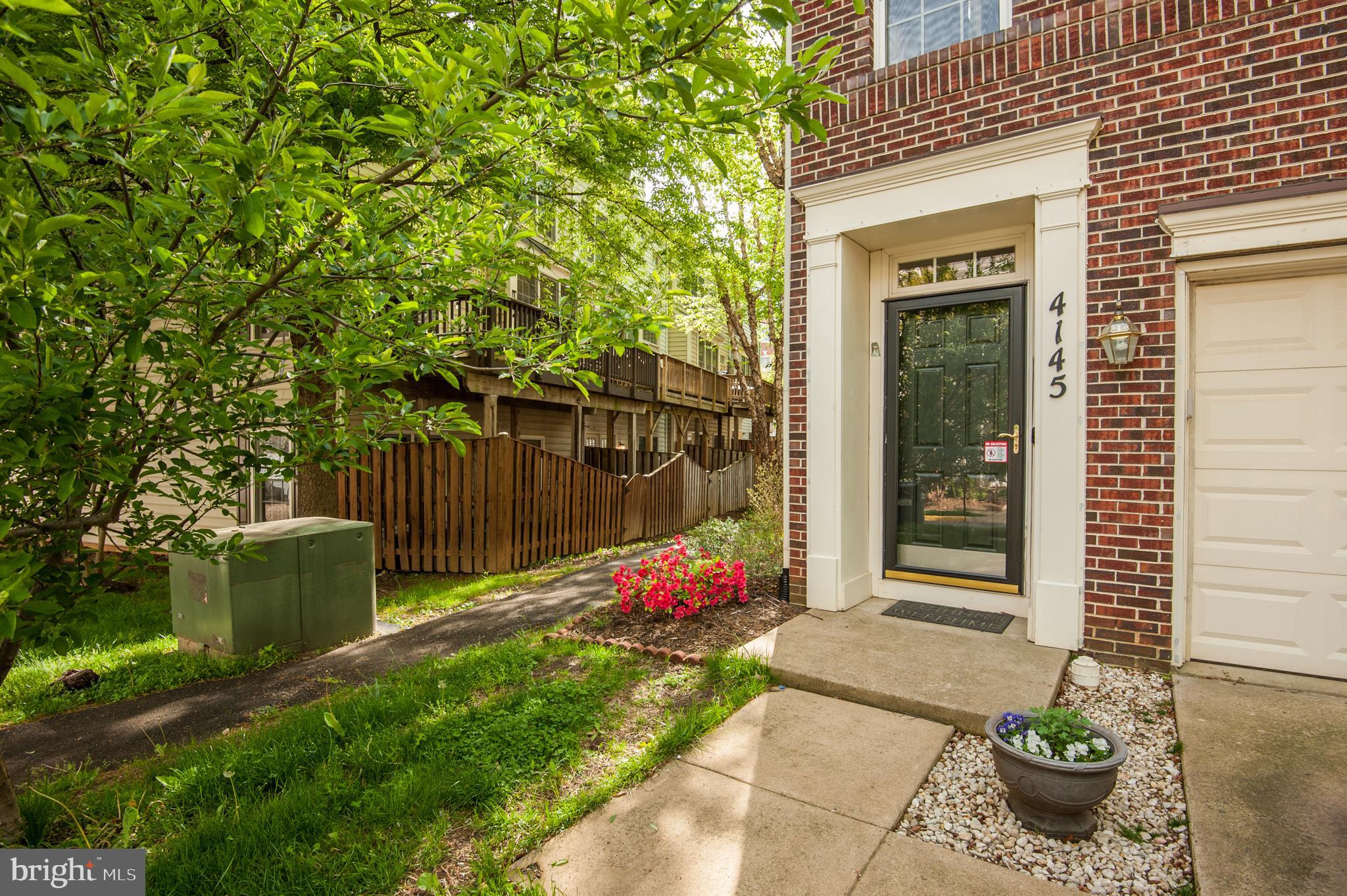 RIDGE TOP - Residential