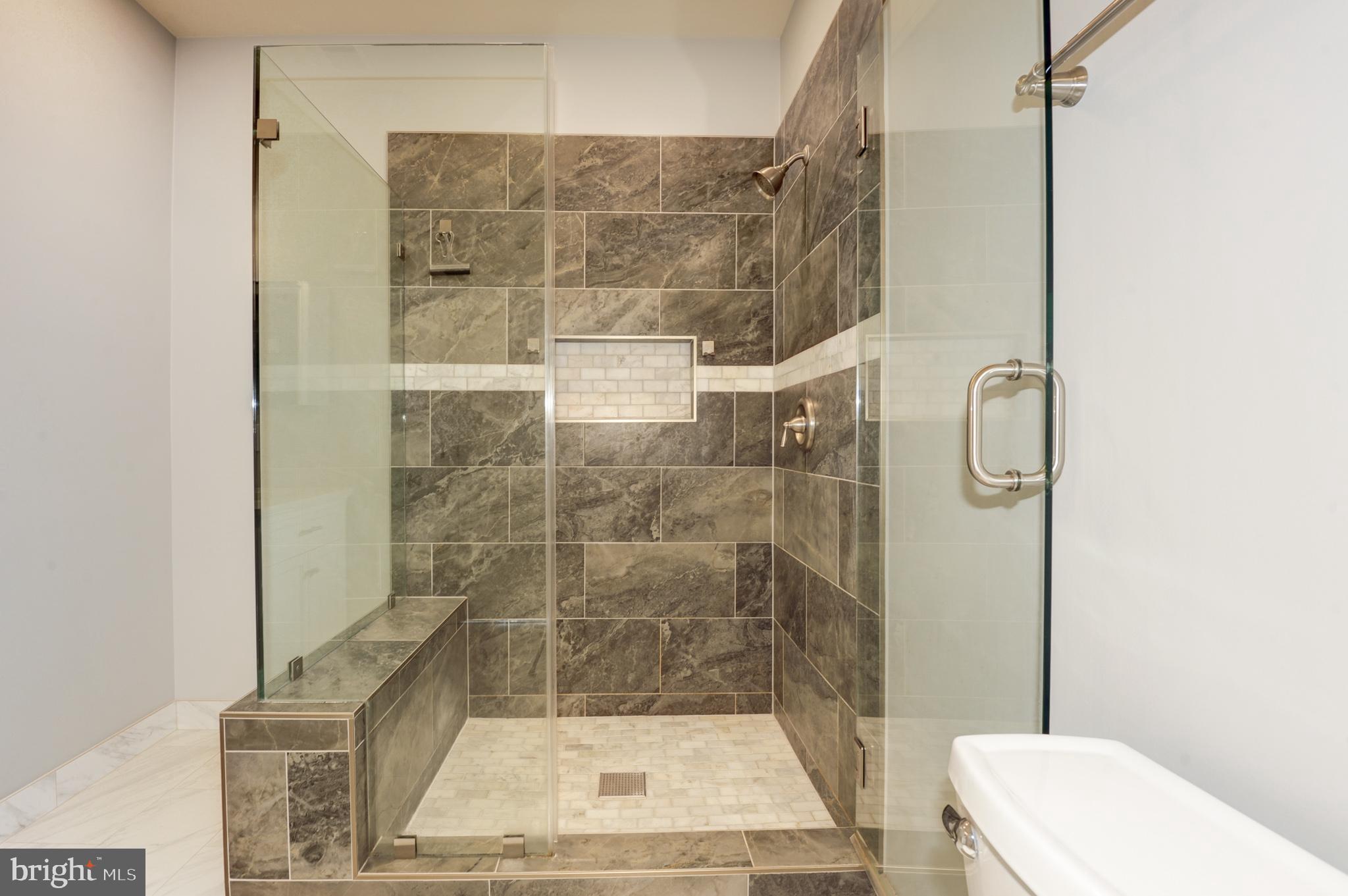 RIDGE TOP - Residential