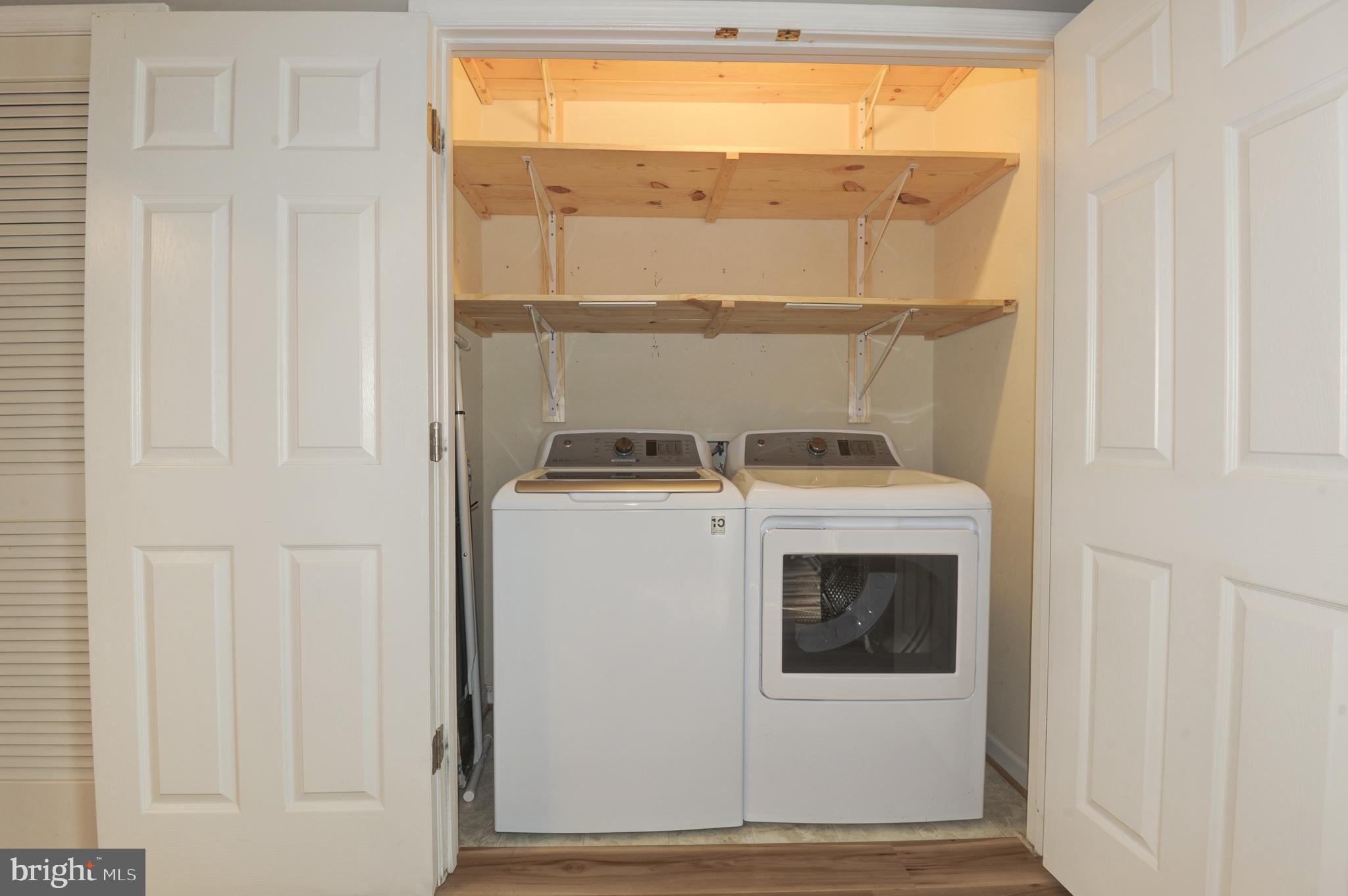 RIDGE TOP - Residential