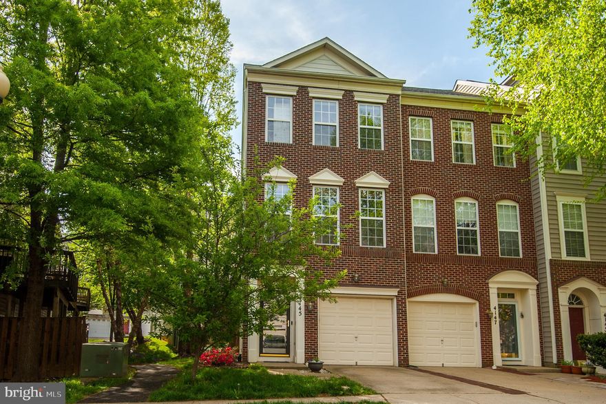 Gorgeous Brick Front, End Unit Townhouse offering 3 bedrooms, 3.5 bathrooms, and 1-Car Garage in sought after Ridgetop Commons!  Chef's Kitchen includes Stainless Steel Appliances (2017), 42" cabinets, expansive Corian countertops, and a beautiful backsplash.  Eat-in Breakfast area leads to a spacious deck perfect for outdoor entertaining. The bright and sunny Dining and Family room boast gleaming hardwood floors, impressive moldings, and recessed lights.  The half bath completes this level.  New carpet leads upstairs to the spacious Primary Bedroom with a wall of closets, lighted ceiling fan and a STUNNING luxury bath remodel to include a beautiful oversized seamless glass doored shower, stylish tile flooring and dual vanities.  The Secondary Bedroom includes new carpet, a lighted ceiling fan and ensuite bath.  The main lower level boasts updated lighting, brand new LVP flooring, and a 3rd legal bedroom or Rec Rm/Office with a lighted ceiling fan and sliding glass door to the fenced in backyard PLUS a very rare updated 3rd Full Bathroom.   GE Washer/Dryer replaced in 2017.  Smart Garage Opener/Nest/Light Switches!  9 Foot Ceilings! Freshly painted and ready for its new homeowners!  HVAC 2016, HWH replaced in 2014, Roof 2017!  This townhome offers a 1-Car Garage plus a full driveway to accommodate 2 vehicles.  Additional guest parking is available throughout the community.  

Ideally located to Fairfax Corner, Fair Oaks Mall, Wegmans, Restaurants & Shopping, Vienna Metro, and commuter routes 29, 50, and 66!  Fabulous location!  The community amenities are fabulous too with low HOA dues - pool, tennis, basketball courts, tot lots, and walking paths.