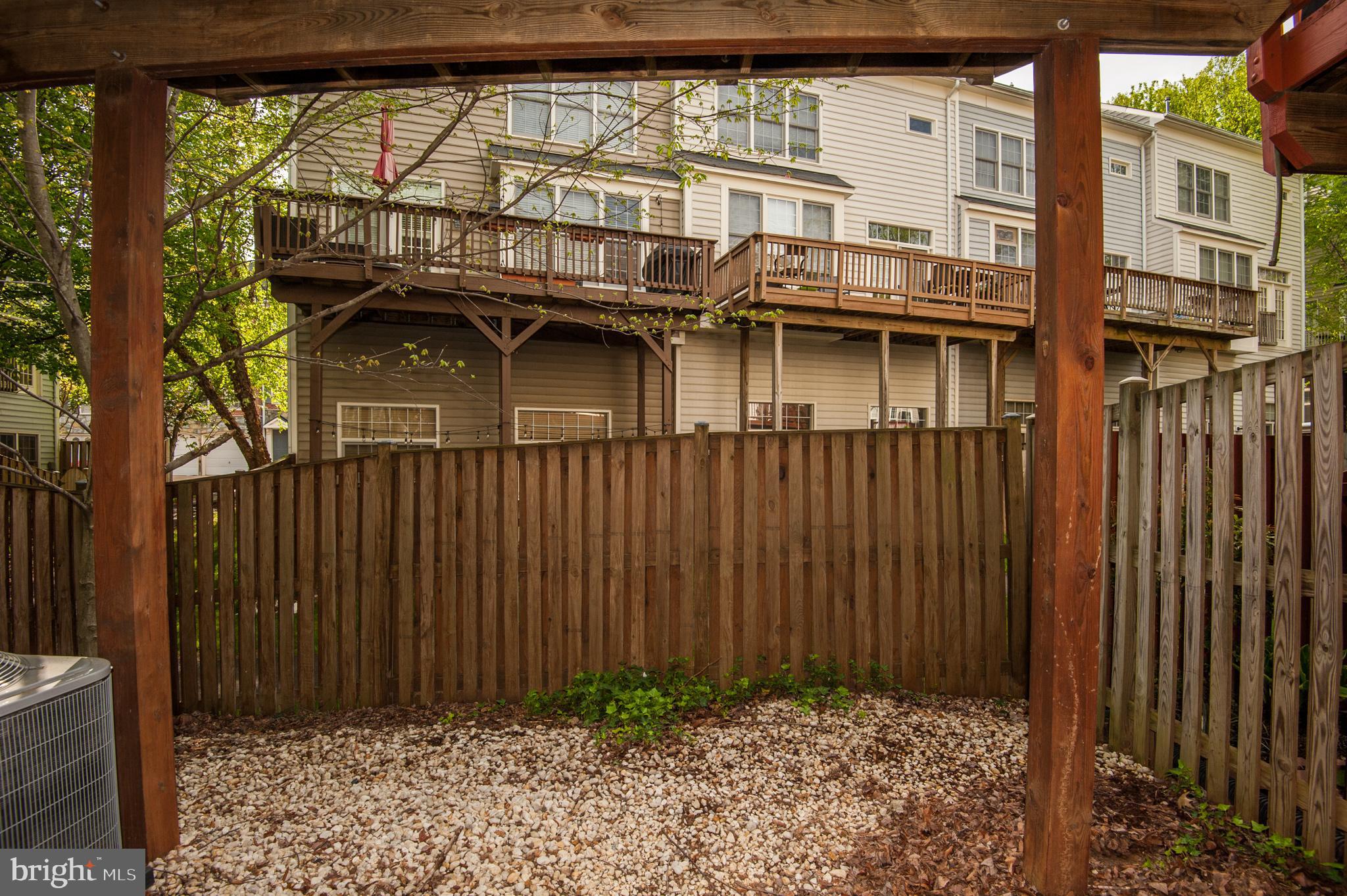 RIDGE TOP - Residential