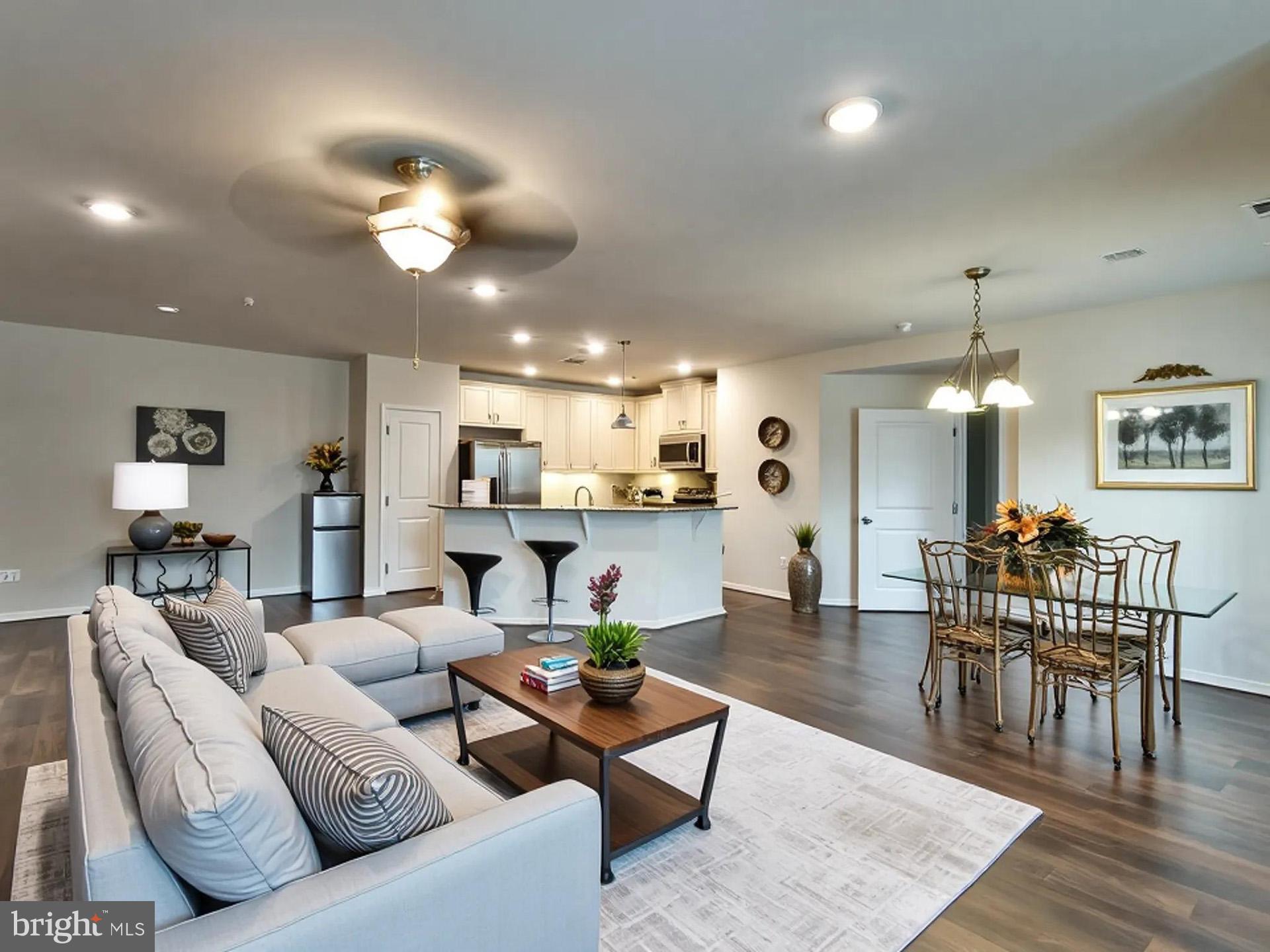 WAVERLY MEWS - Residential