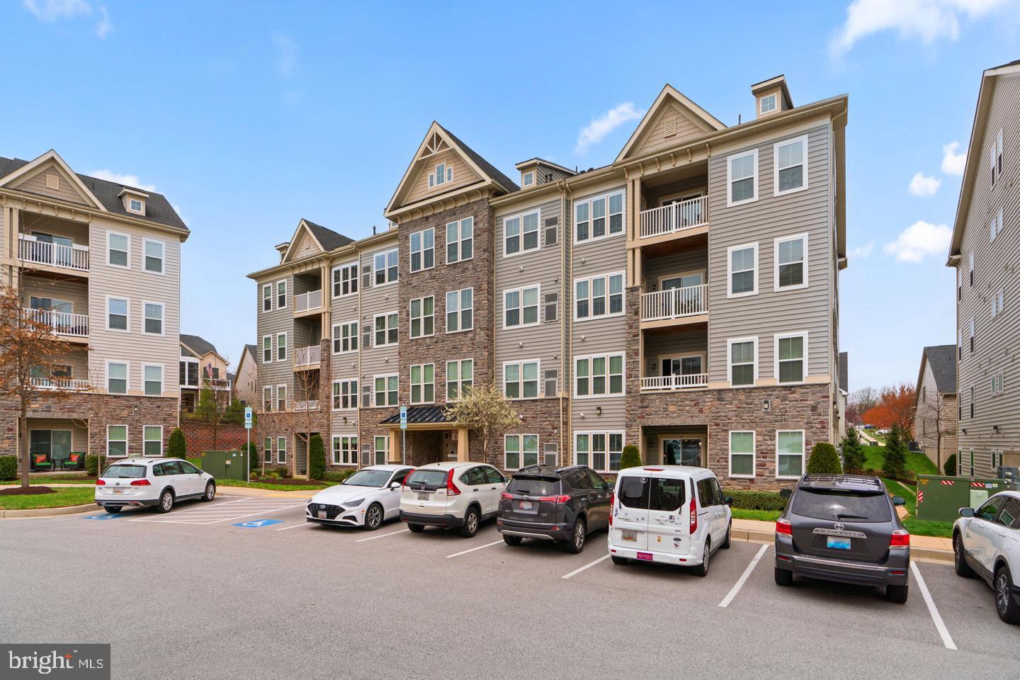 WAVERLY MEWS - Residential