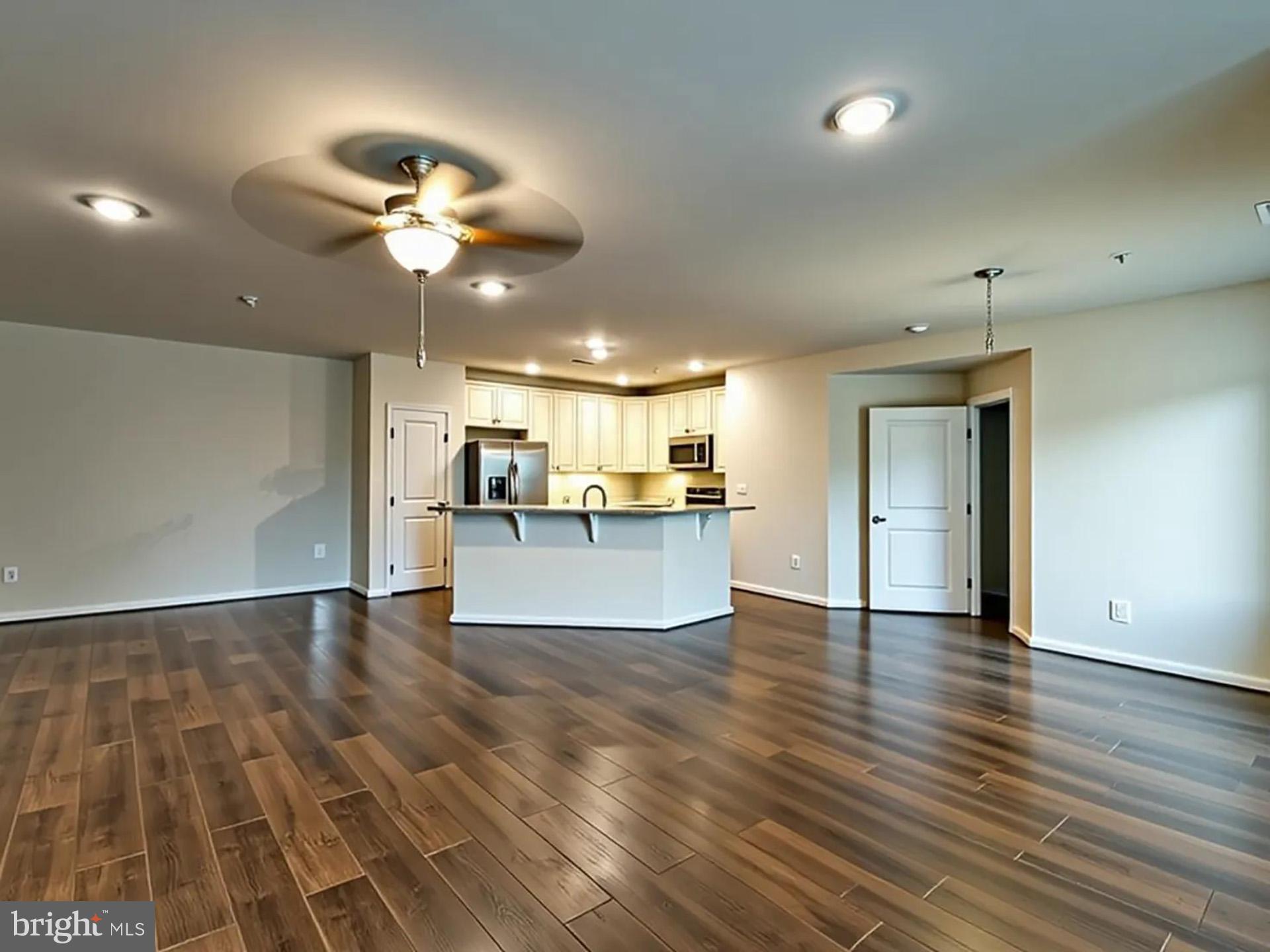 WAVERLY MEWS - Residential