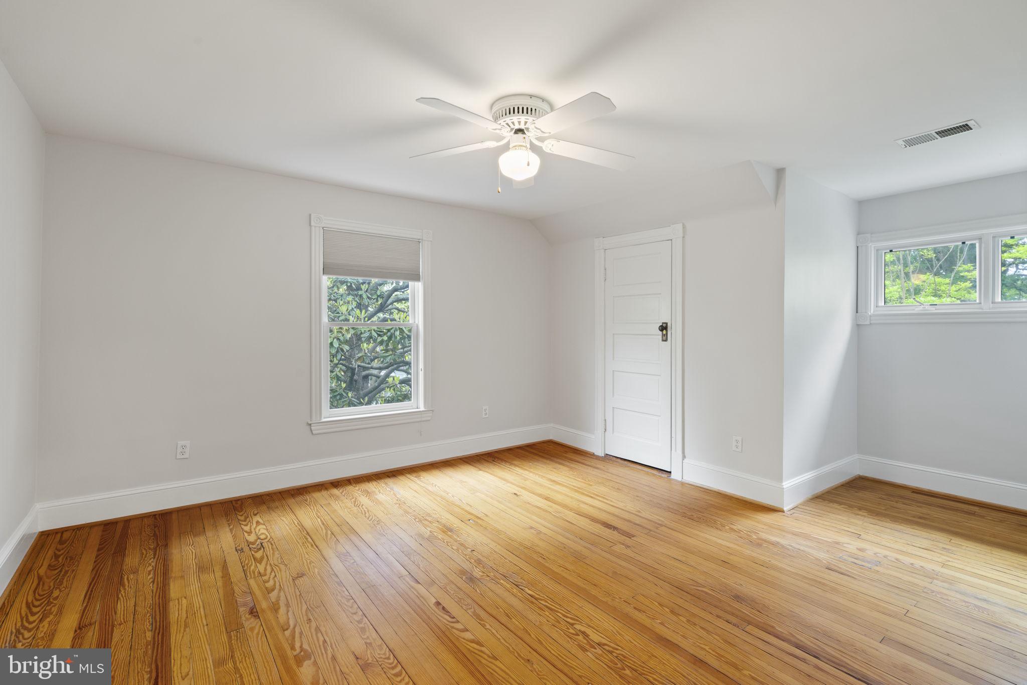 LYON PARK - Residential