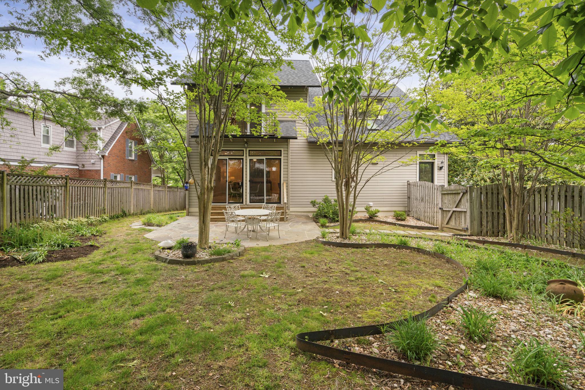 LYON PARK - Residential